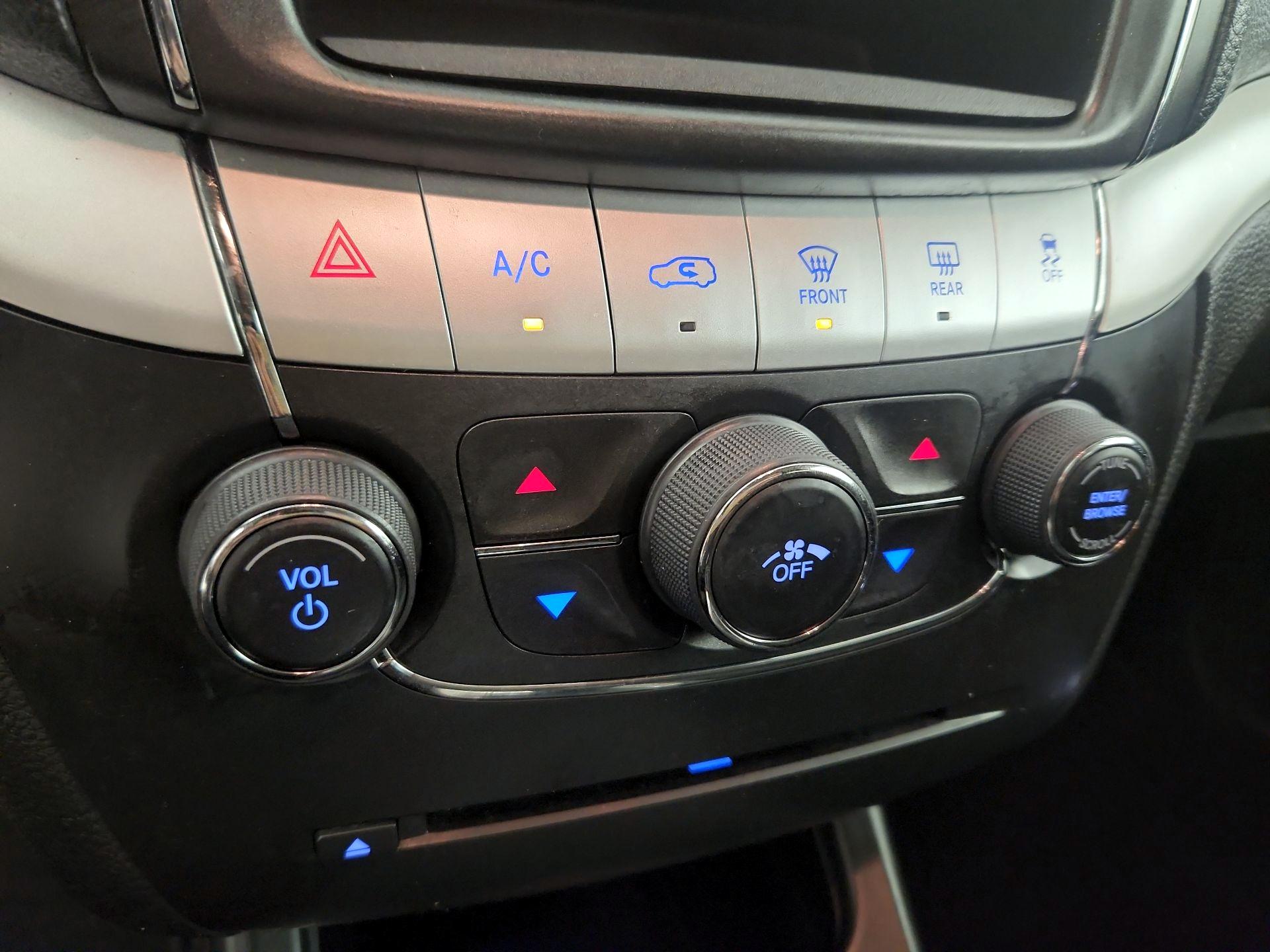 Thumbnail: 2020 Dodge Journey - 14