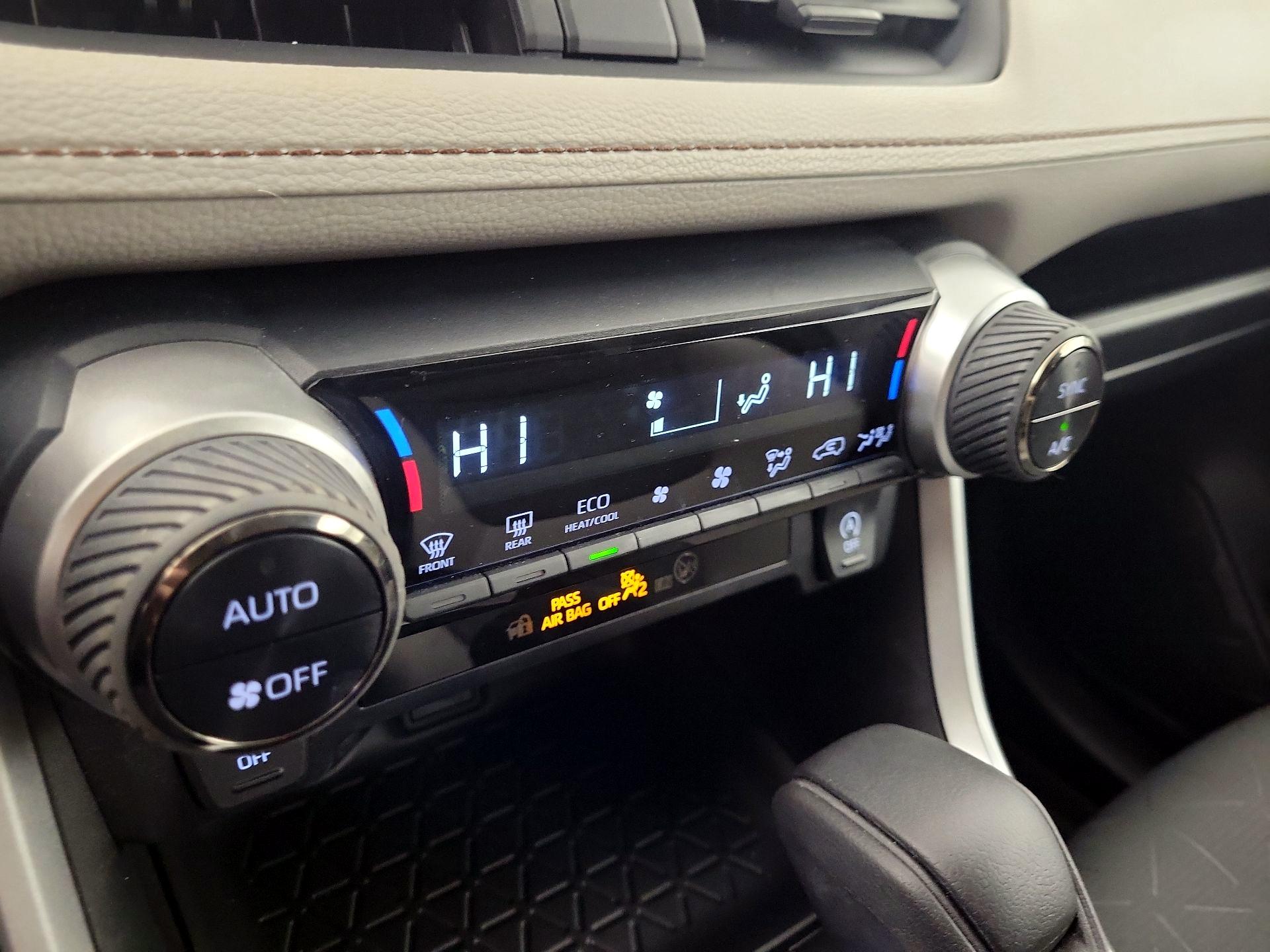 Thumbnail: 2023 Toyota RAV4 - 14