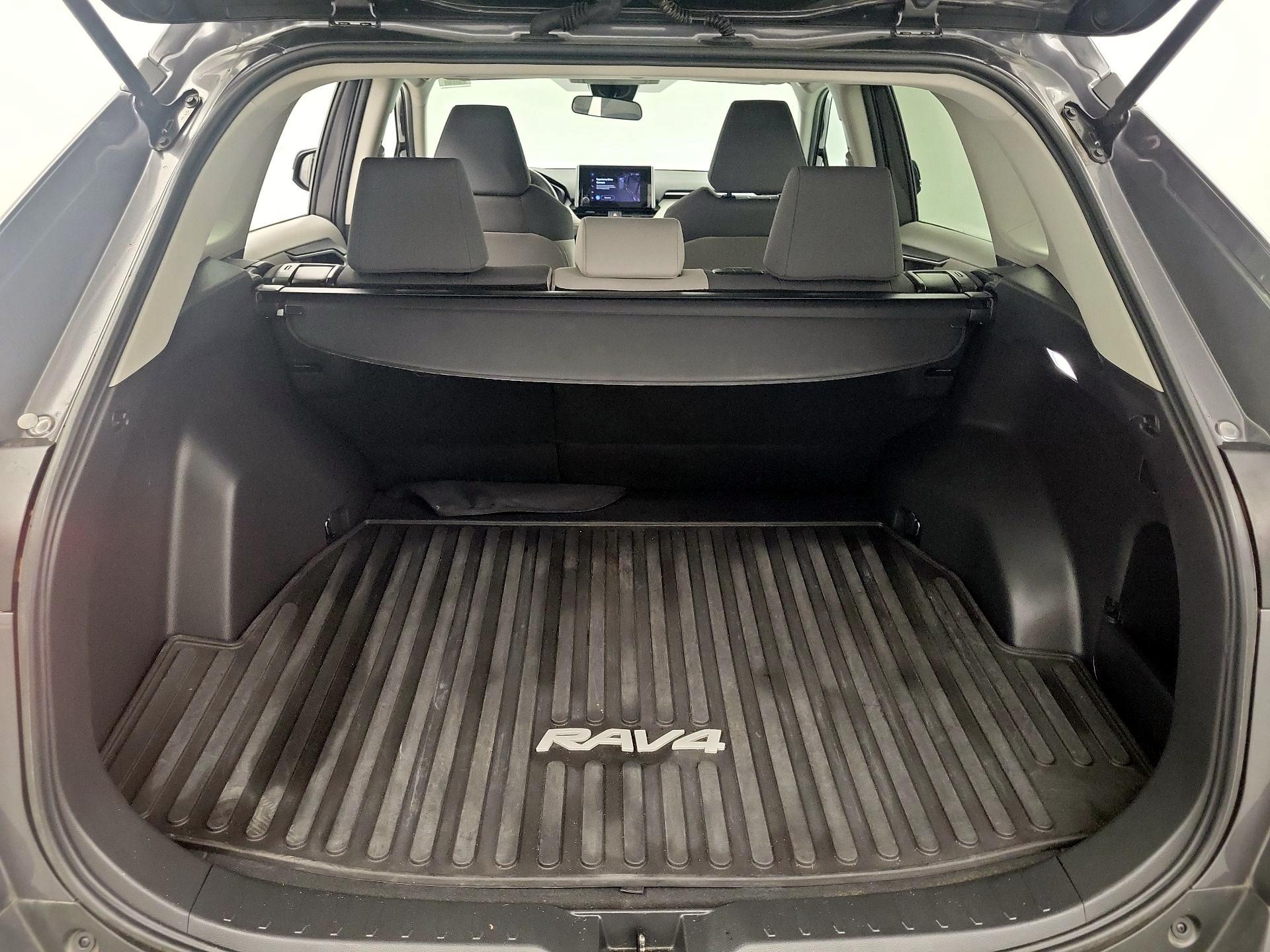 Thumbnail: 2023 Toyota RAV4 - 18