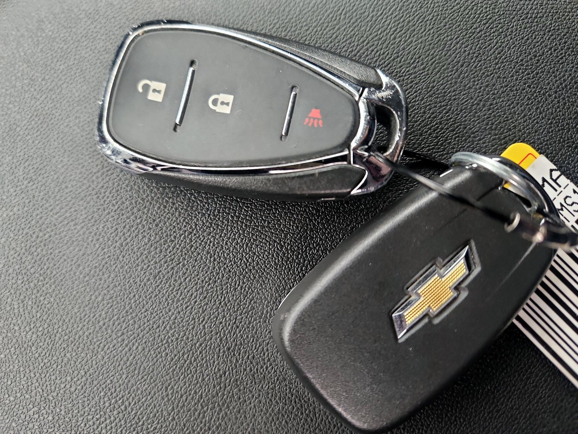 Thumbnail: 2021 Chevrolet Equinox - 19