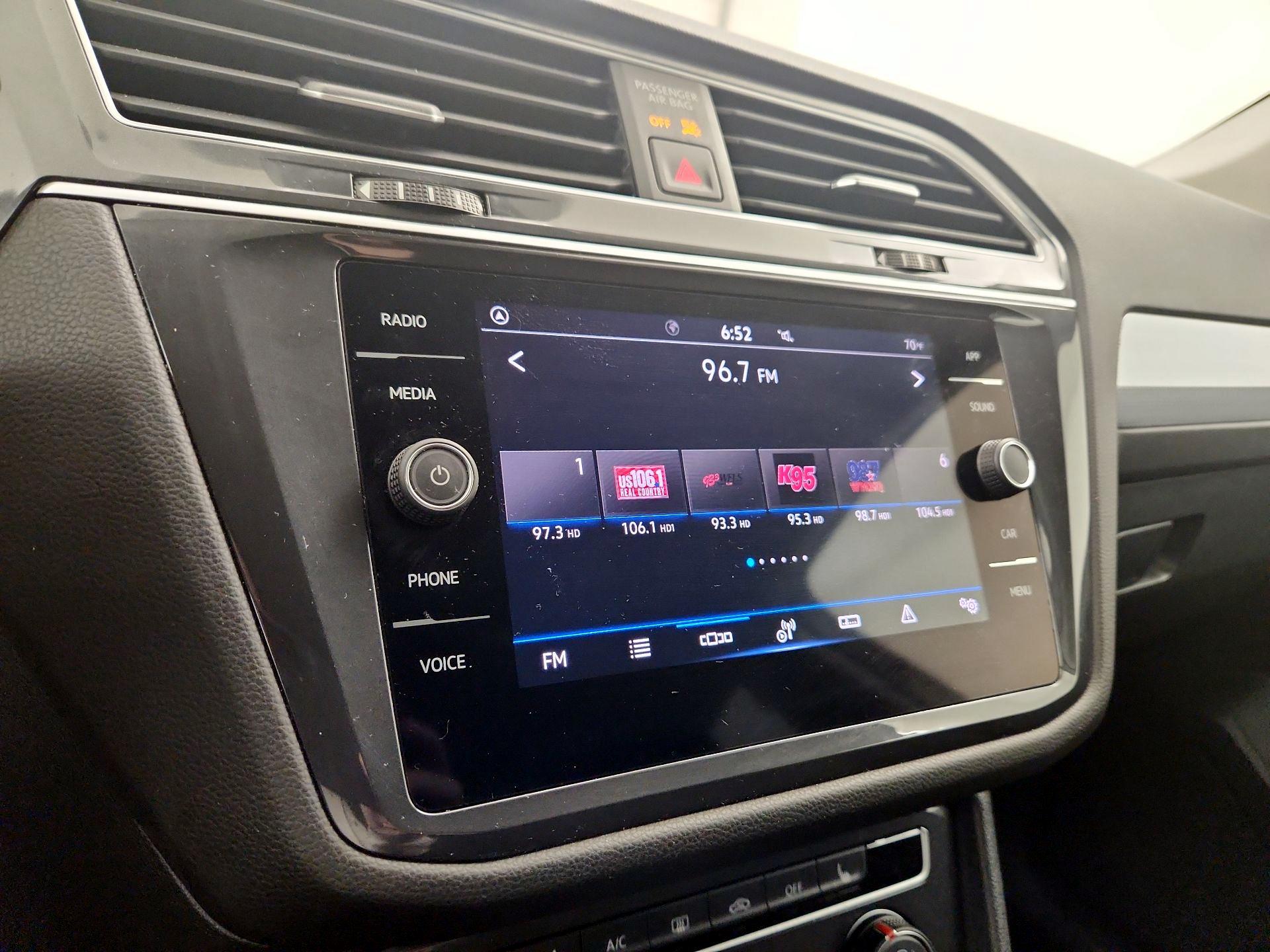 Thumbnail: 2024 Volkswagen Tiguan - 13