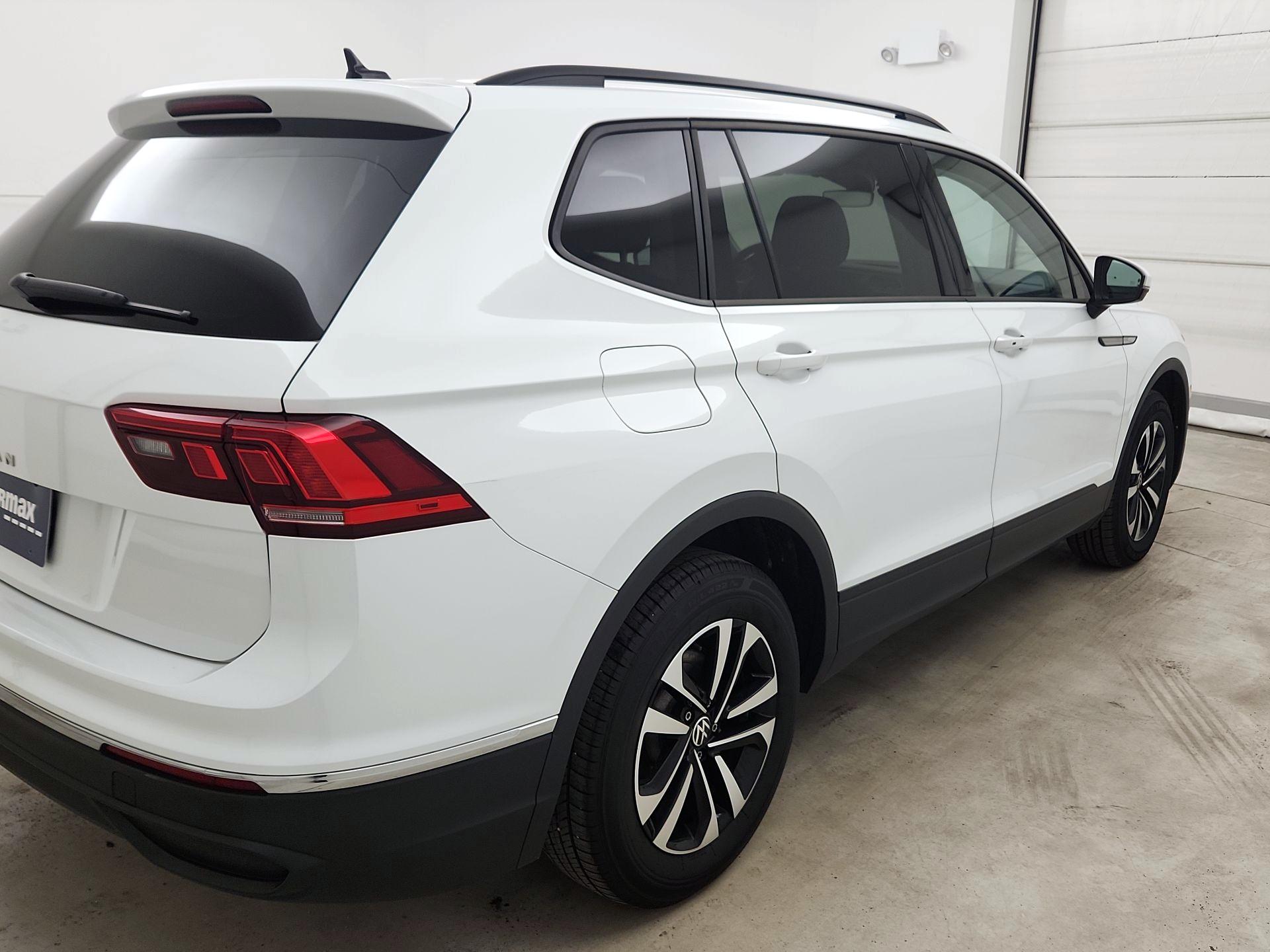 Thumbnail: 2024 Volkswagen Tiguan - 5