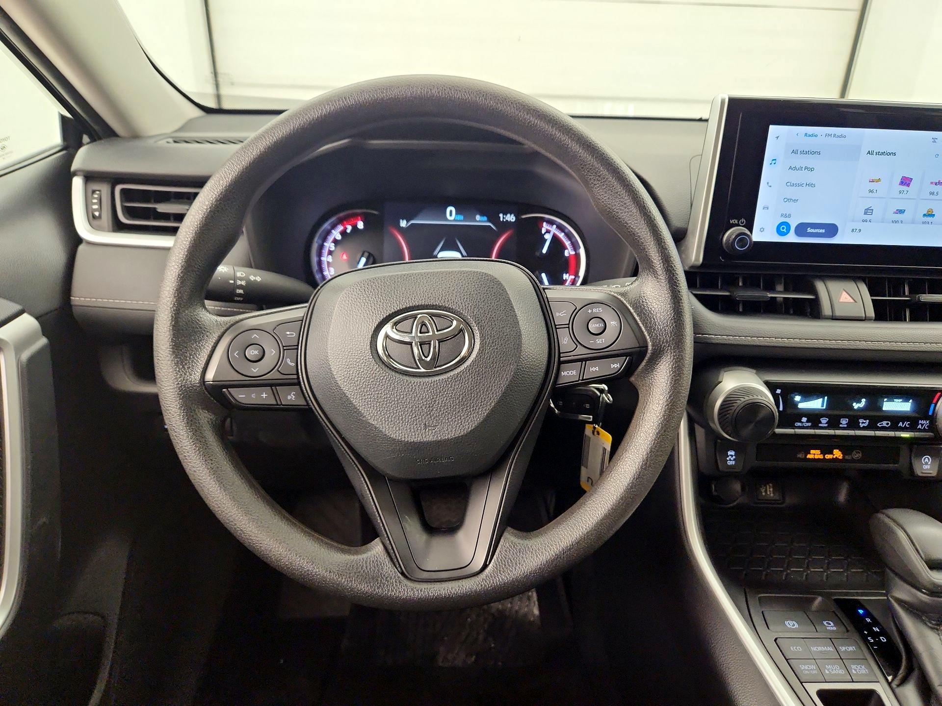 Thumbnail: 2024 Toyota RAV4 - 10