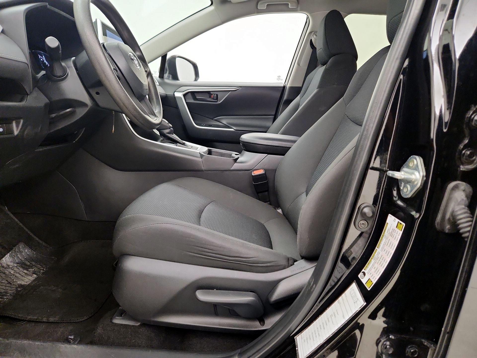 Thumbnail: 2024 Toyota RAV4 - 11