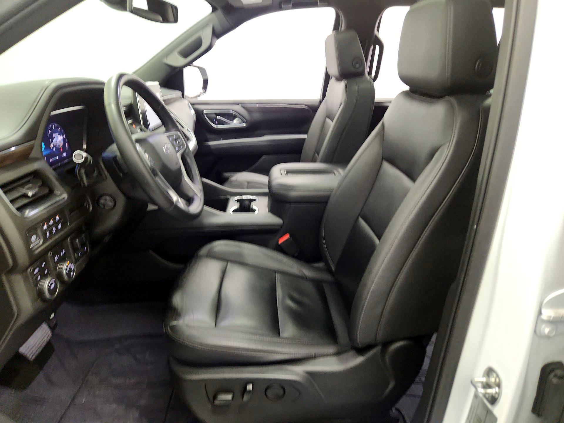 Thumbnail: 2023 Chevrolet Suburban - 11