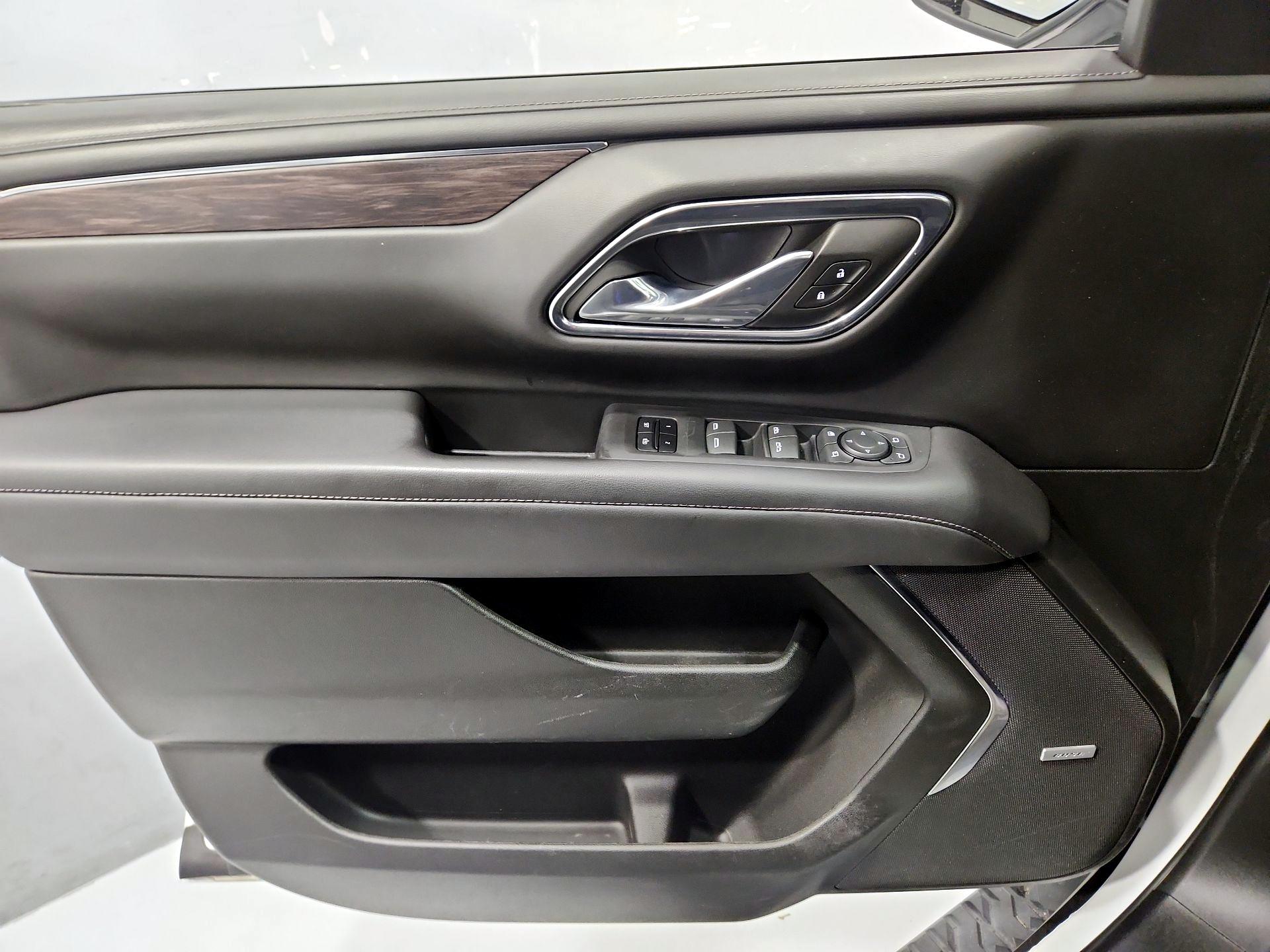 Thumbnail: 2023 Chevrolet Suburban - 12