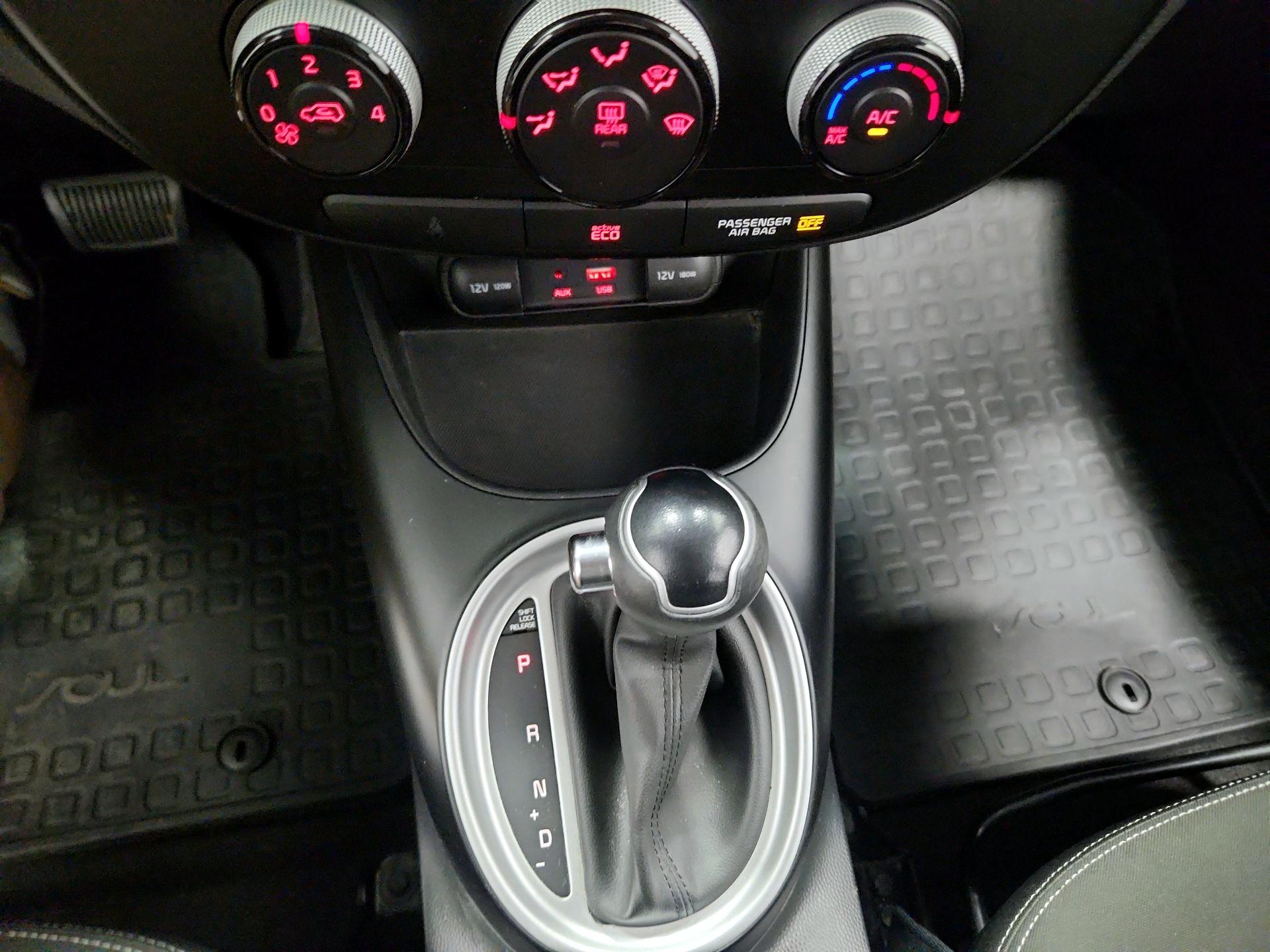 Thumbnail: 2016 Kia Soul - 16