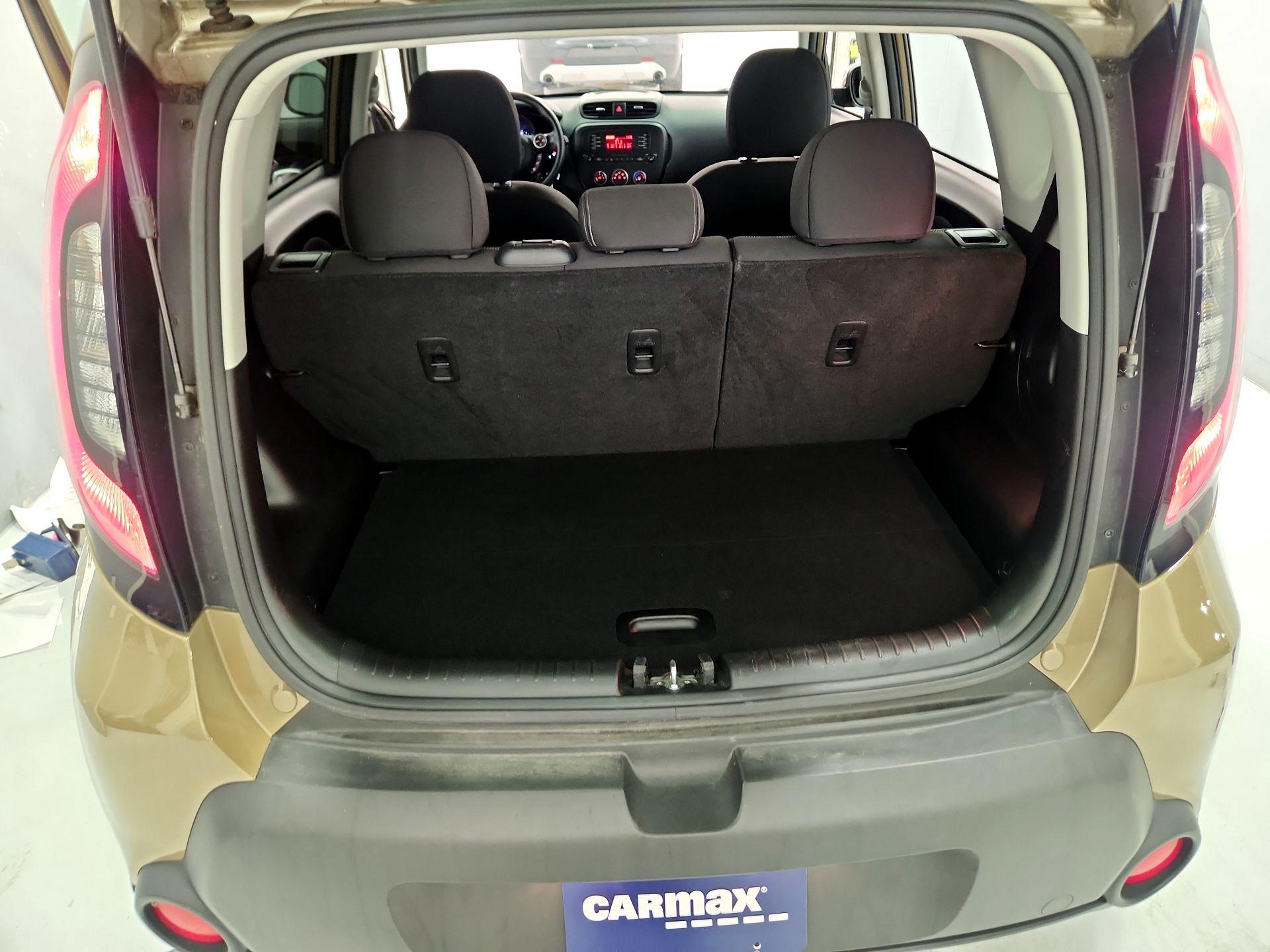 Thumbnail: 2016 Kia Soul - 19