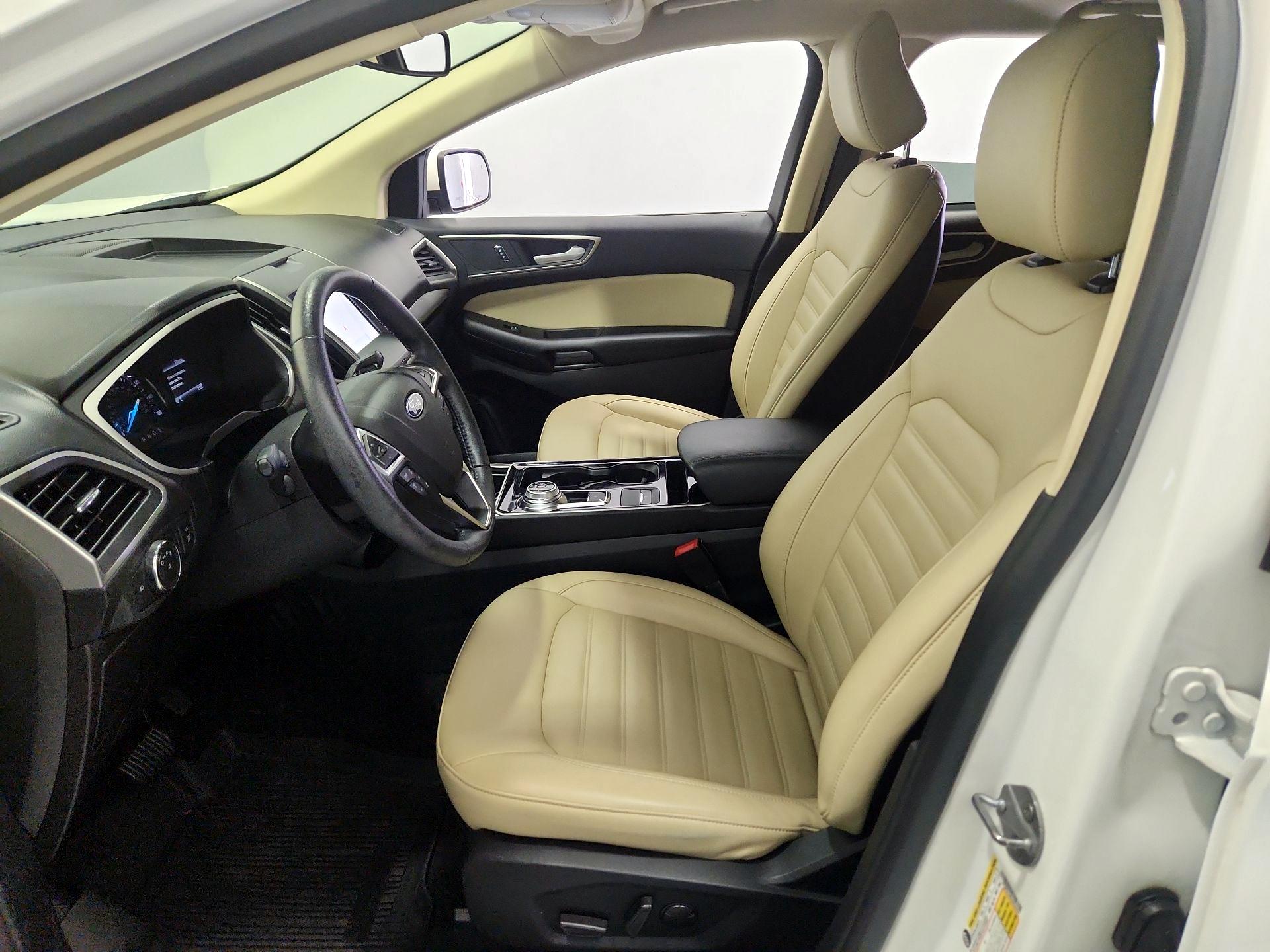 Thumbnail: 2020 Ford Edge - 11