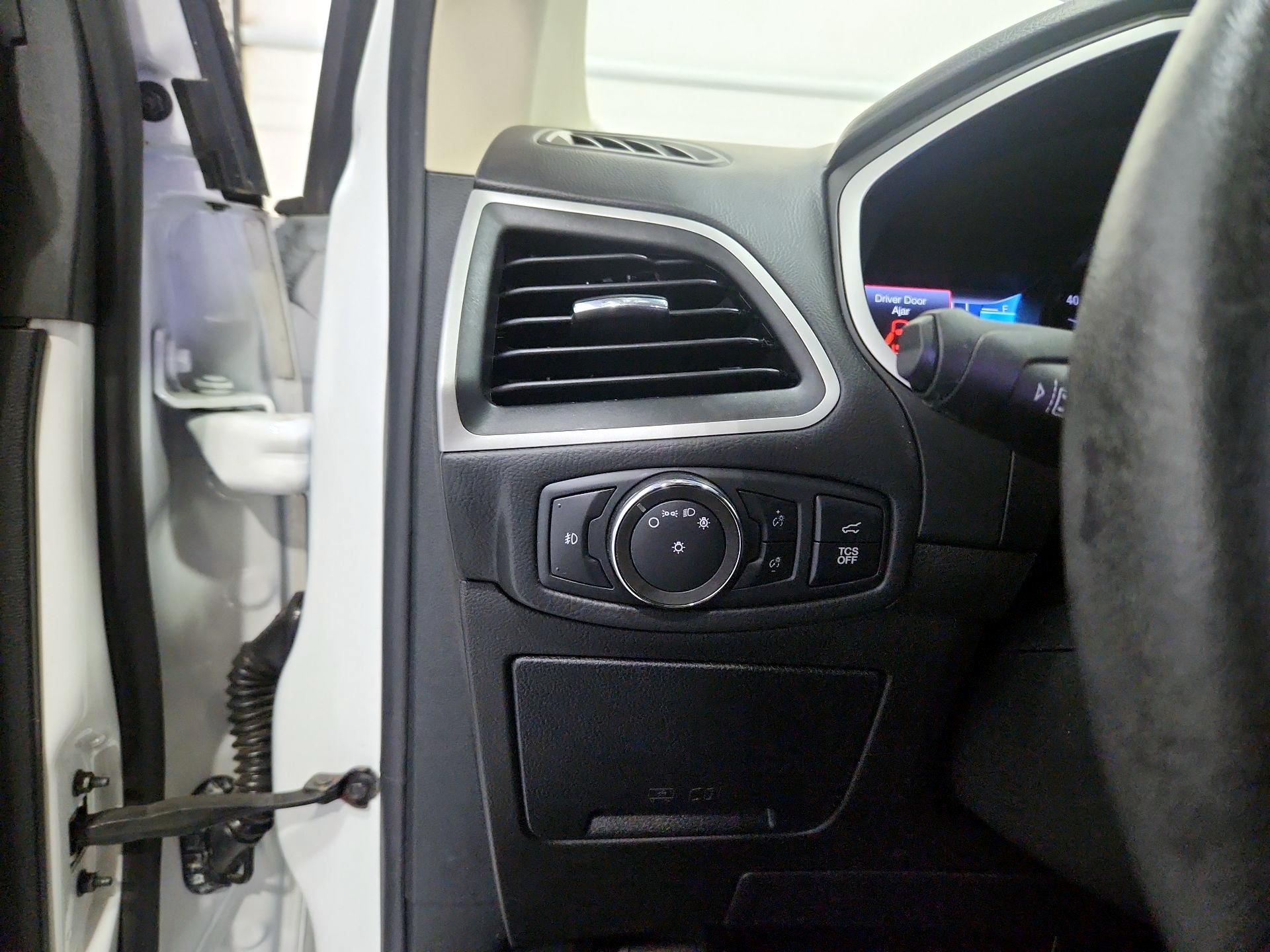 Thumbnail: 2020 Ford Edge - 13