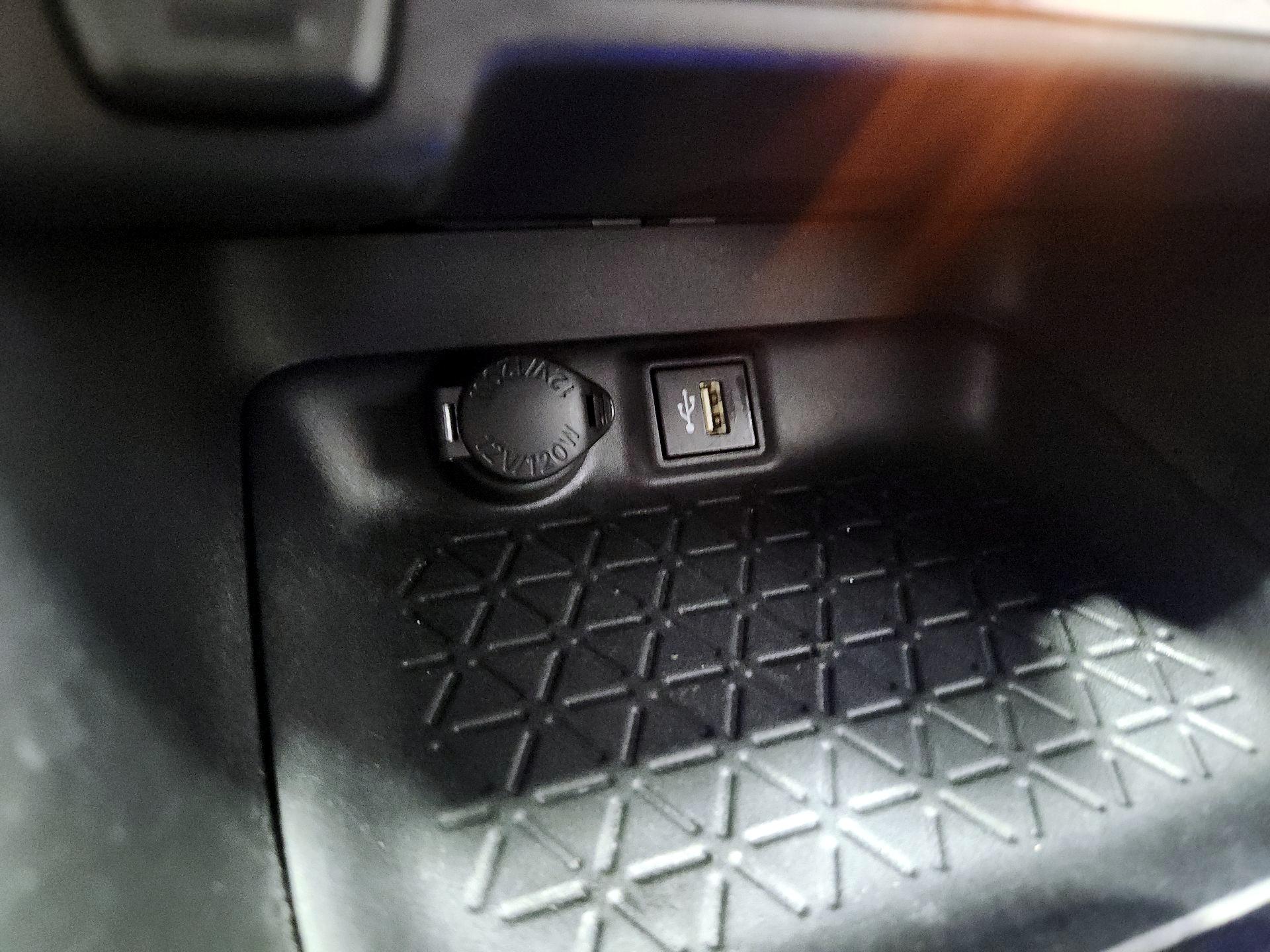 Thumbnail: 2024 Toyota RAV4 - 19