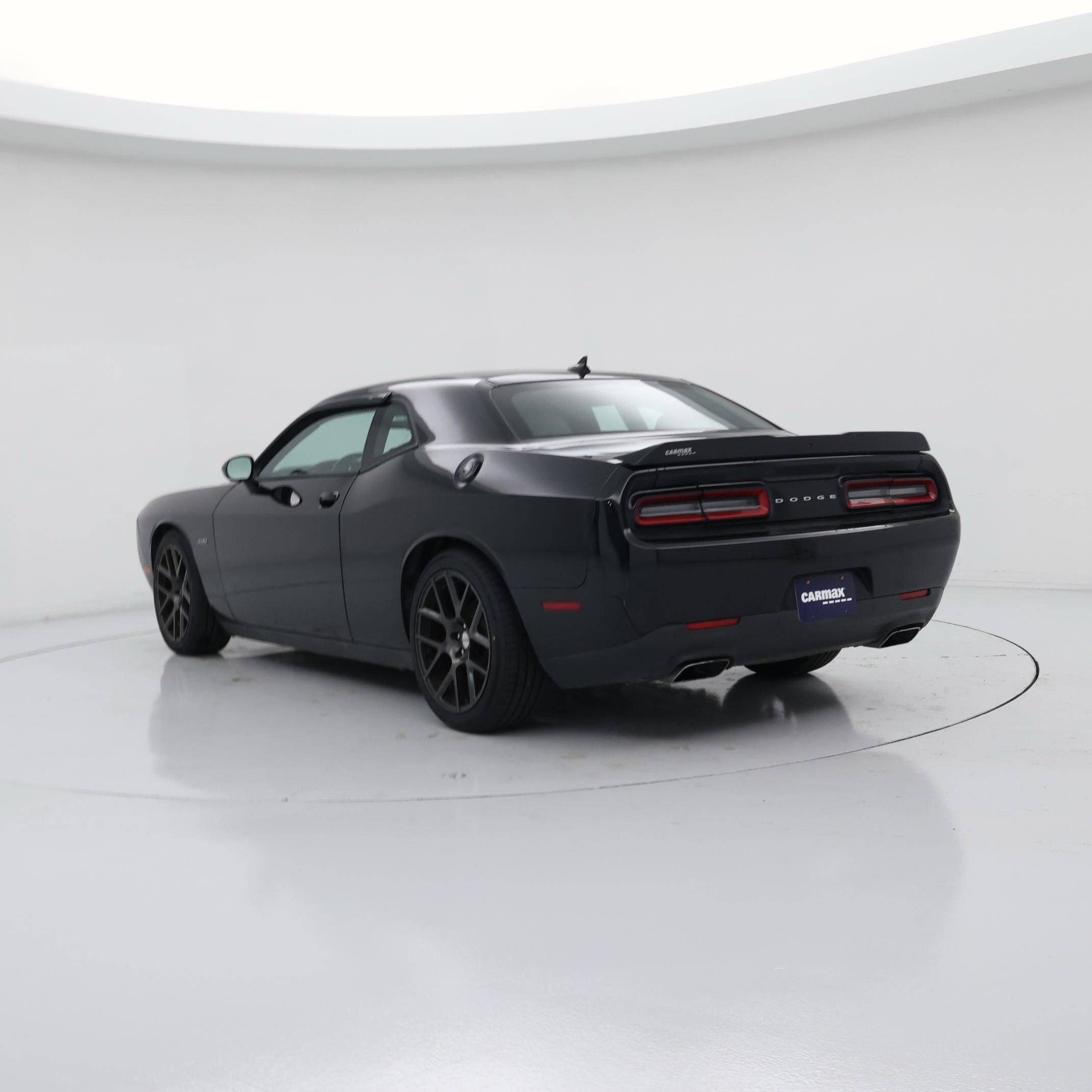 Thumbnail: 2016 Dodge Challenger - 2
