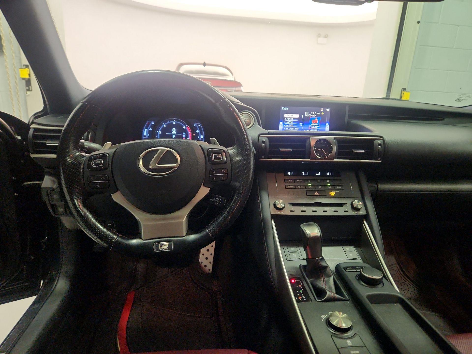 Thumbnail: 2020 Lexus IS - 9