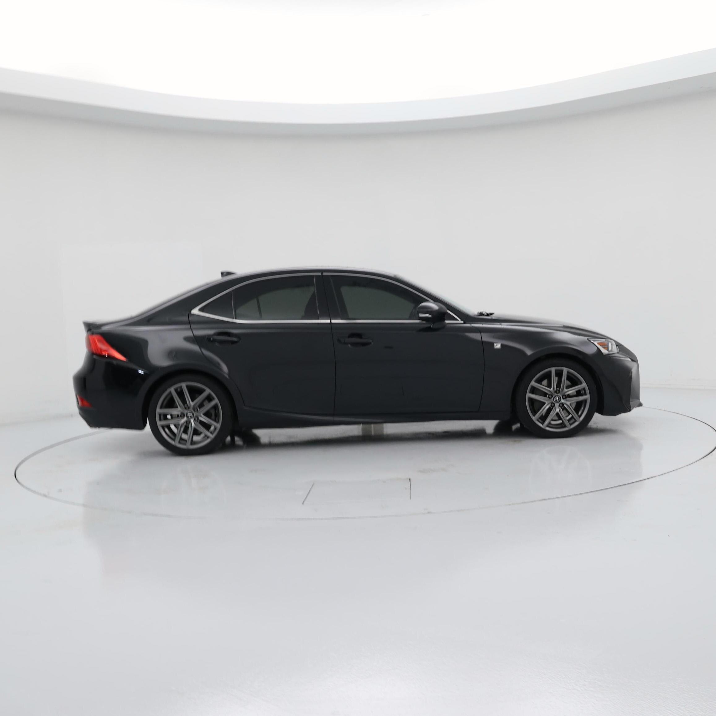 Thumbnail: 2020 Lexus IS - 7