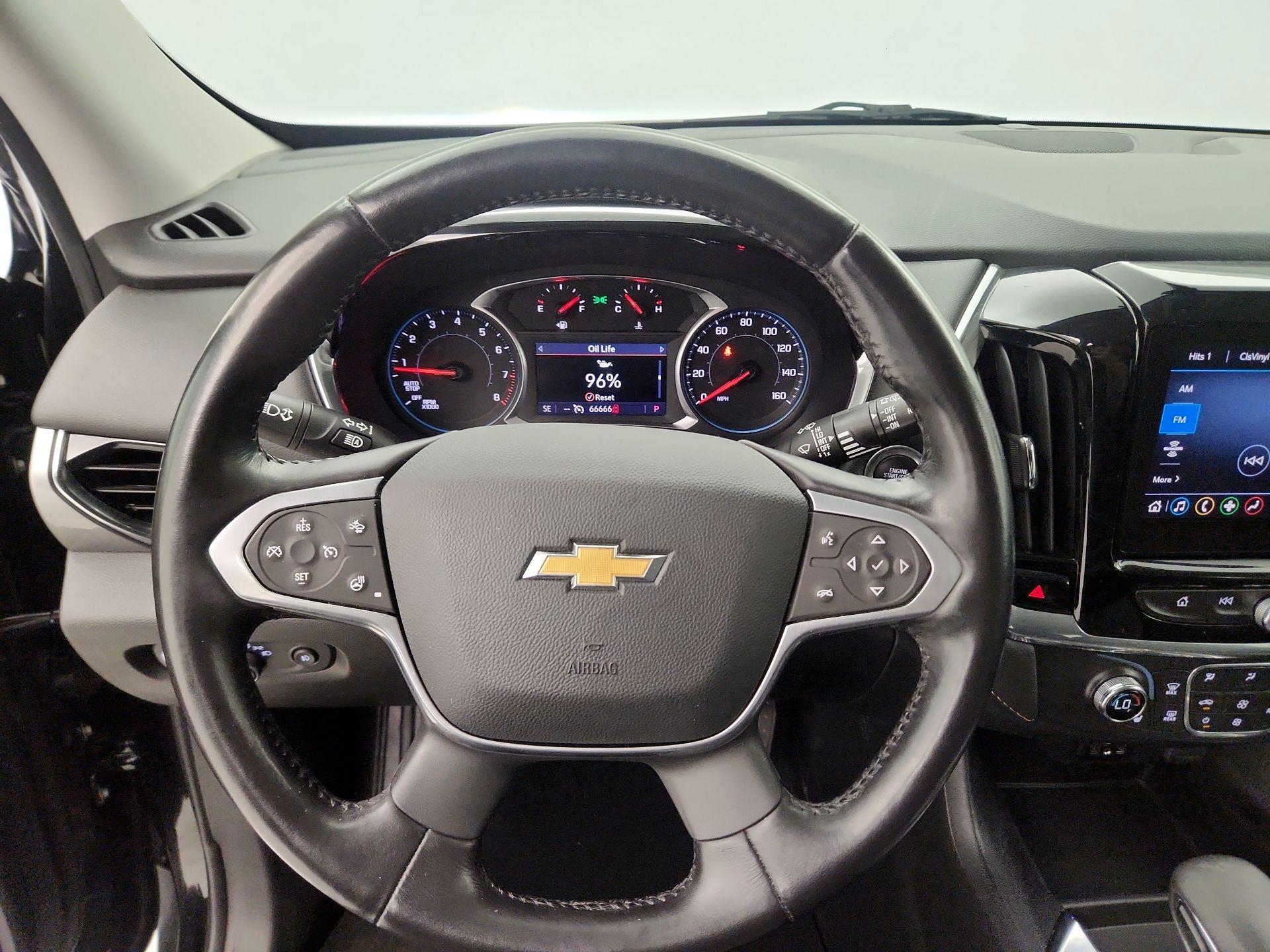 Thumbnail: 2021 Chevrolet Traverse - 10