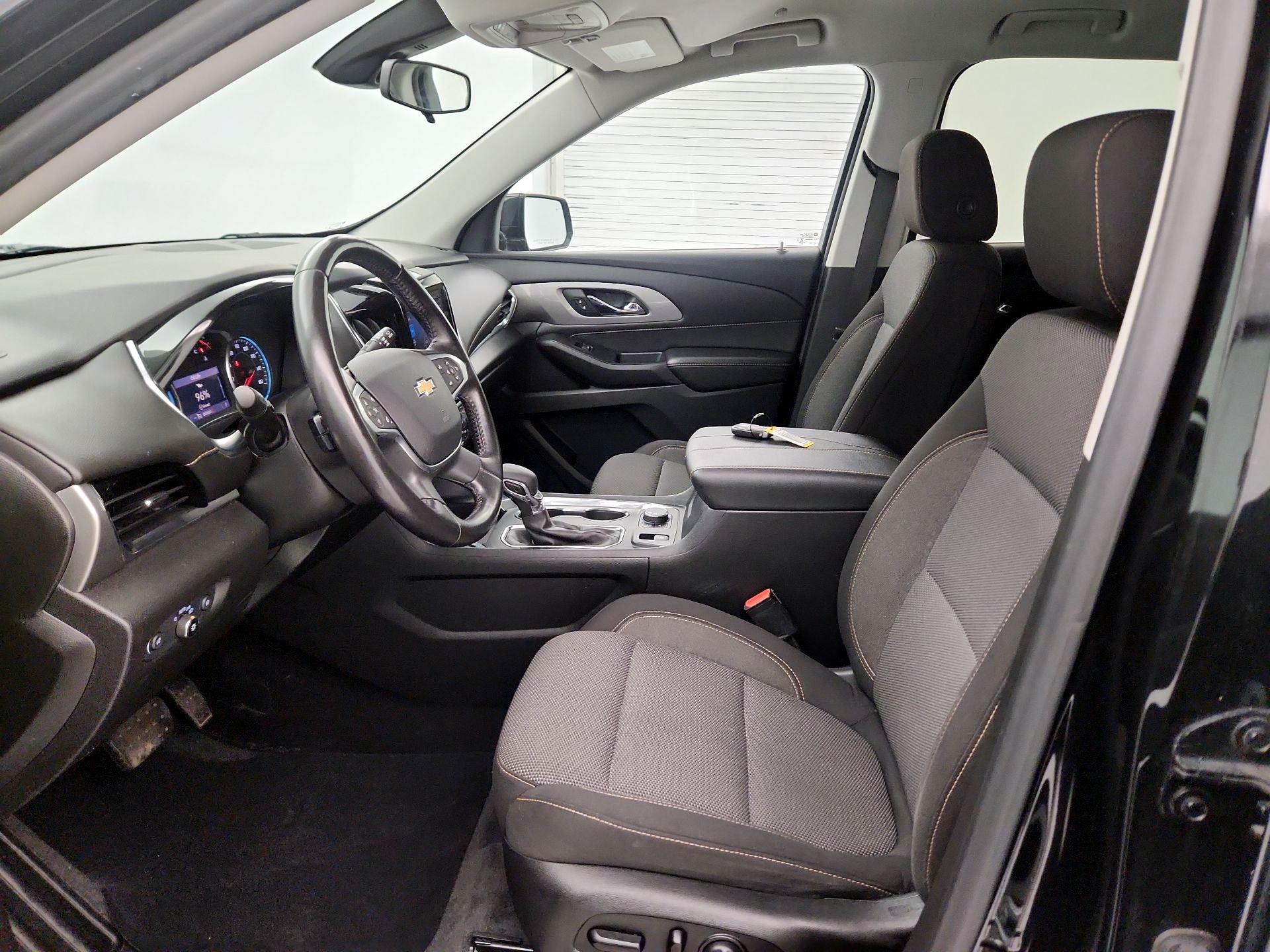 Thumbnail: 2021 Chevrolet Traverse - 11