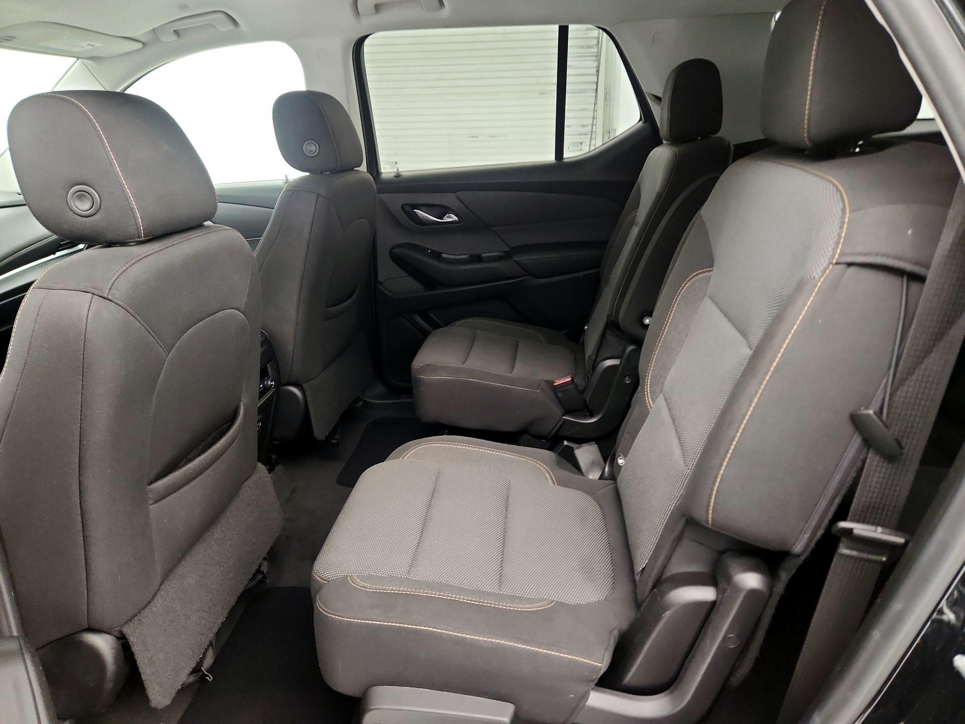 Thumbnail: 2021 Chevrolet Traverse - 19