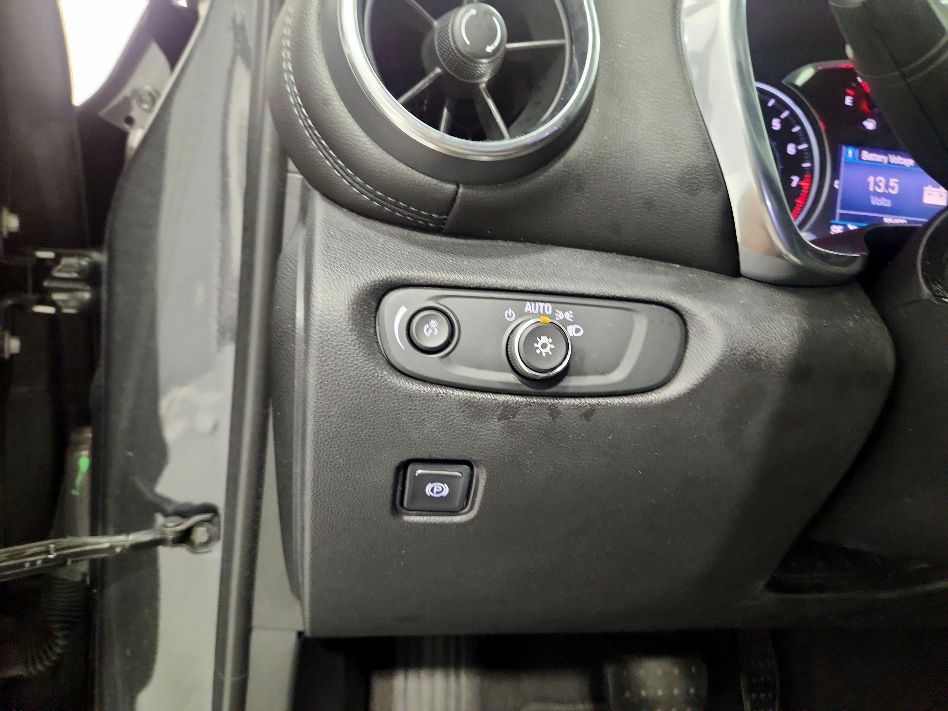 Thumbnail: 2020 Chevrolet Blazer - 13