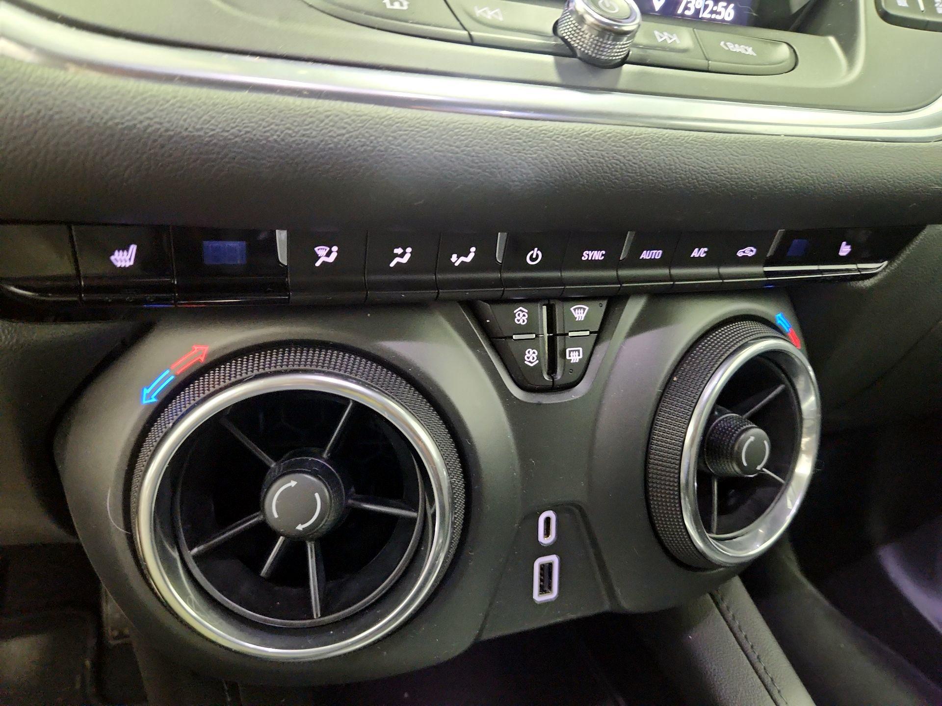 Thumbnail: 2020 Chevrolet Blazer - 16