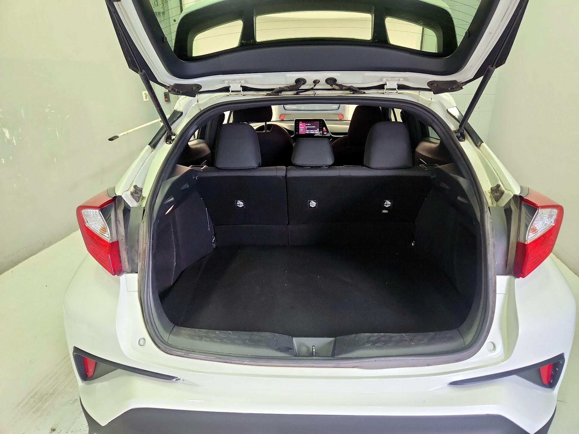 Thumbnail: 2019 Toyota C-HR - 20