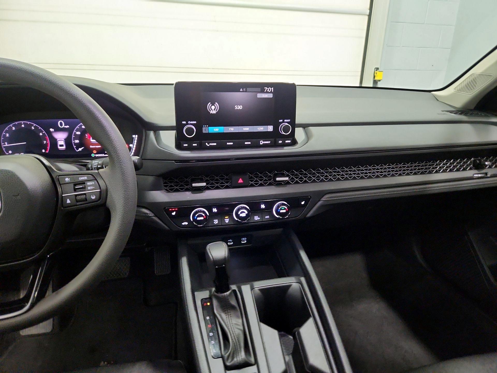 Thumbnail: 2023 Honda Accord - 9