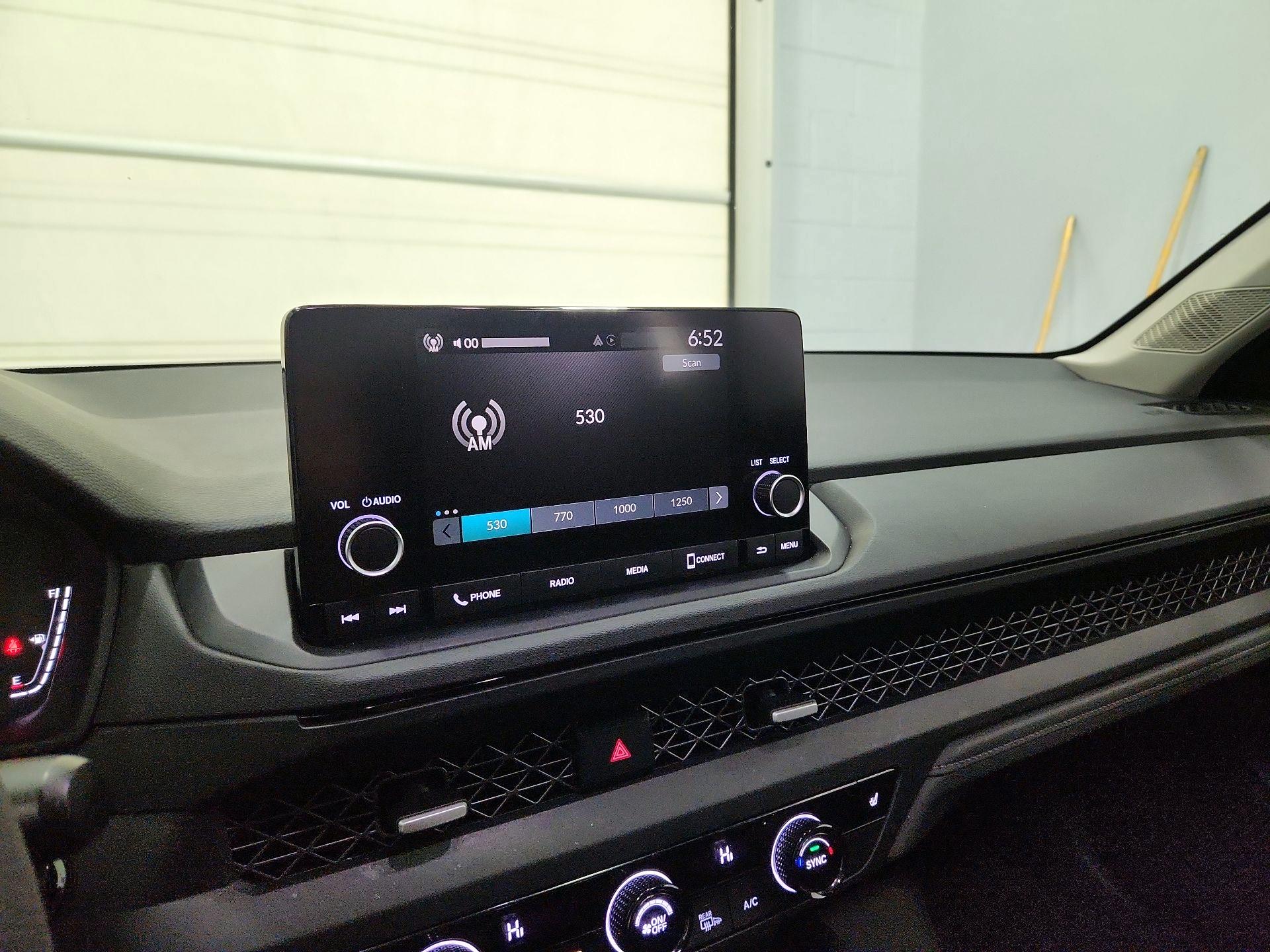 Thumbnail: 2023 Honda Accord - 15