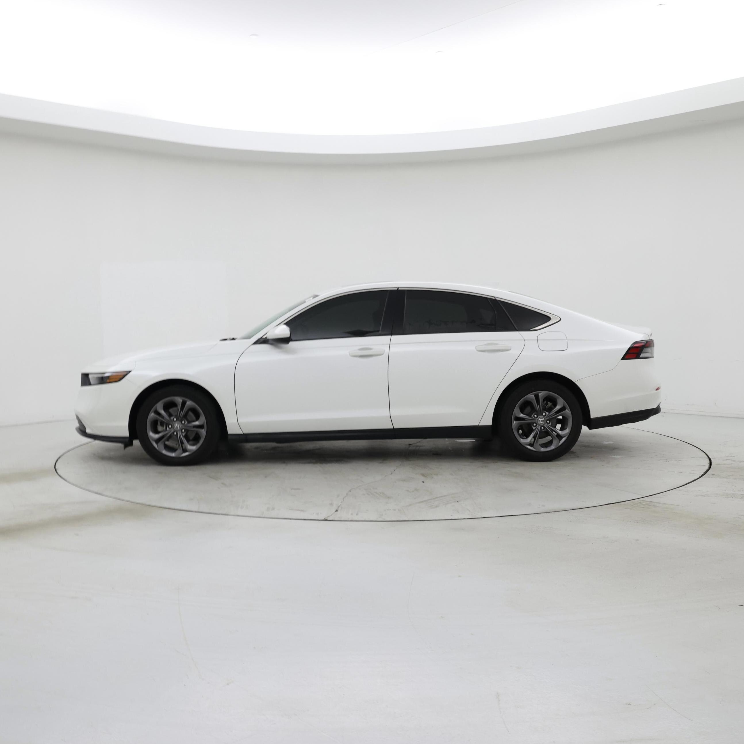 Thumbnail: 2023 Honda Accord - 3