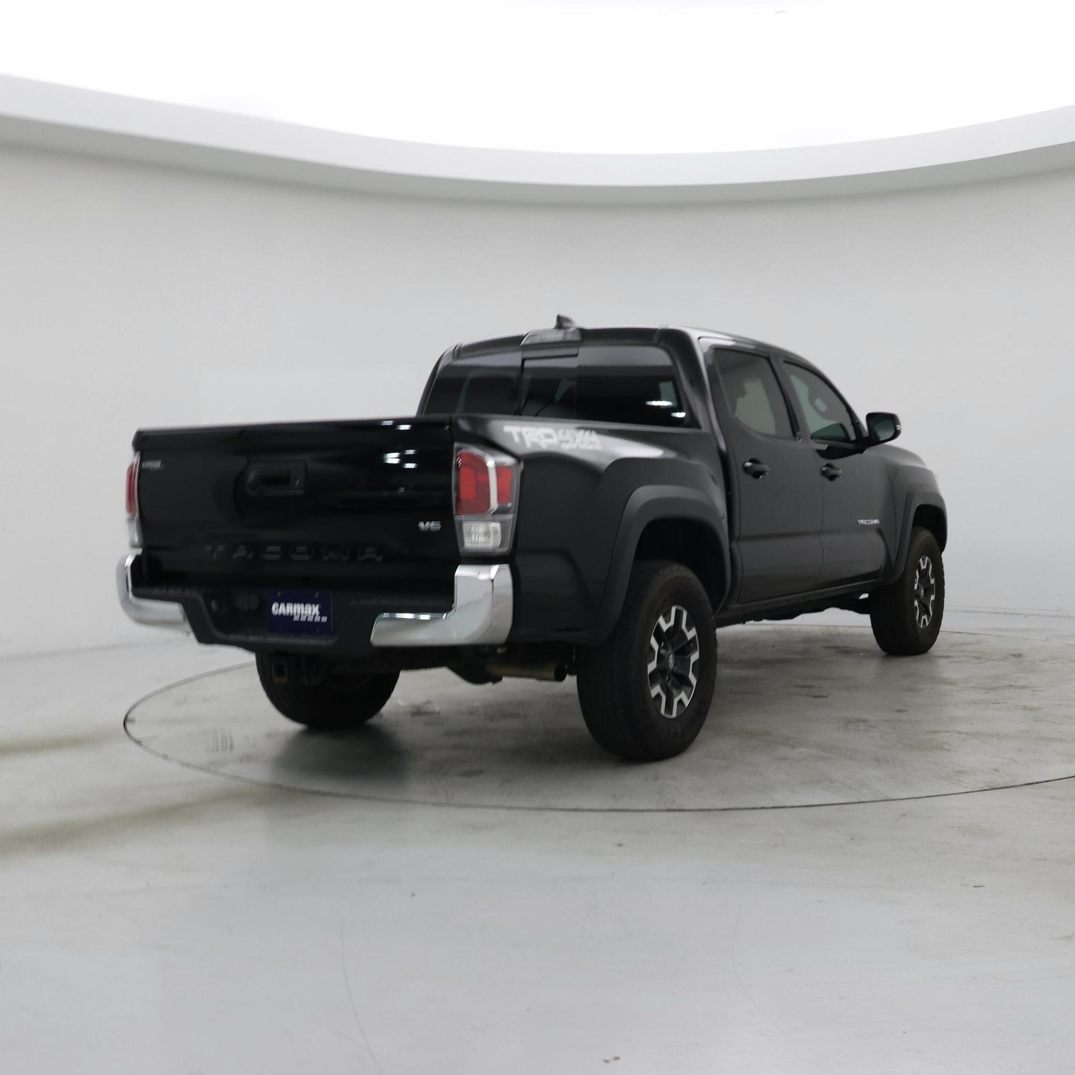 Thumbnail: 2023 Toyota Tacoma - 8
