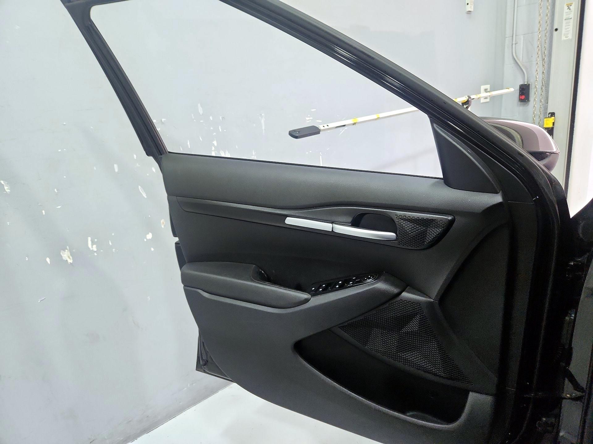 Thumbnail: 2021 Kia Seltos - 12