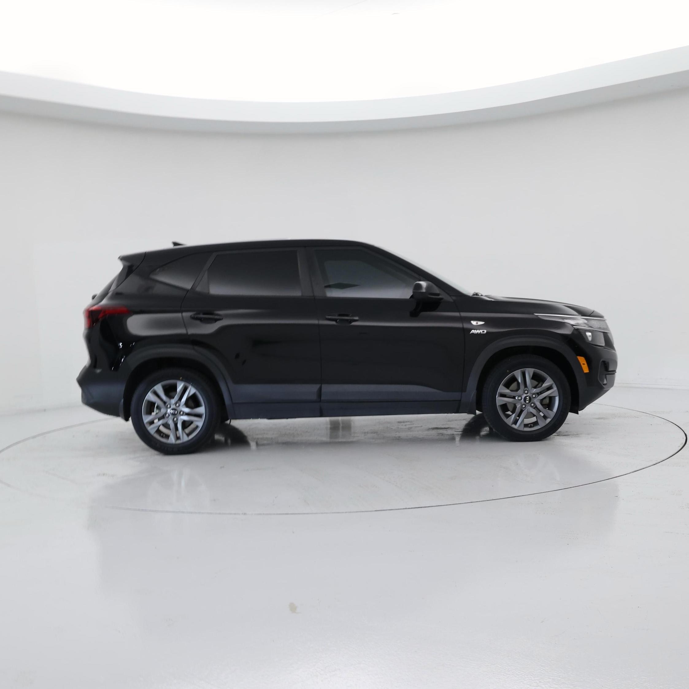 Thumbnail: 2021 Kia Seltos - 7