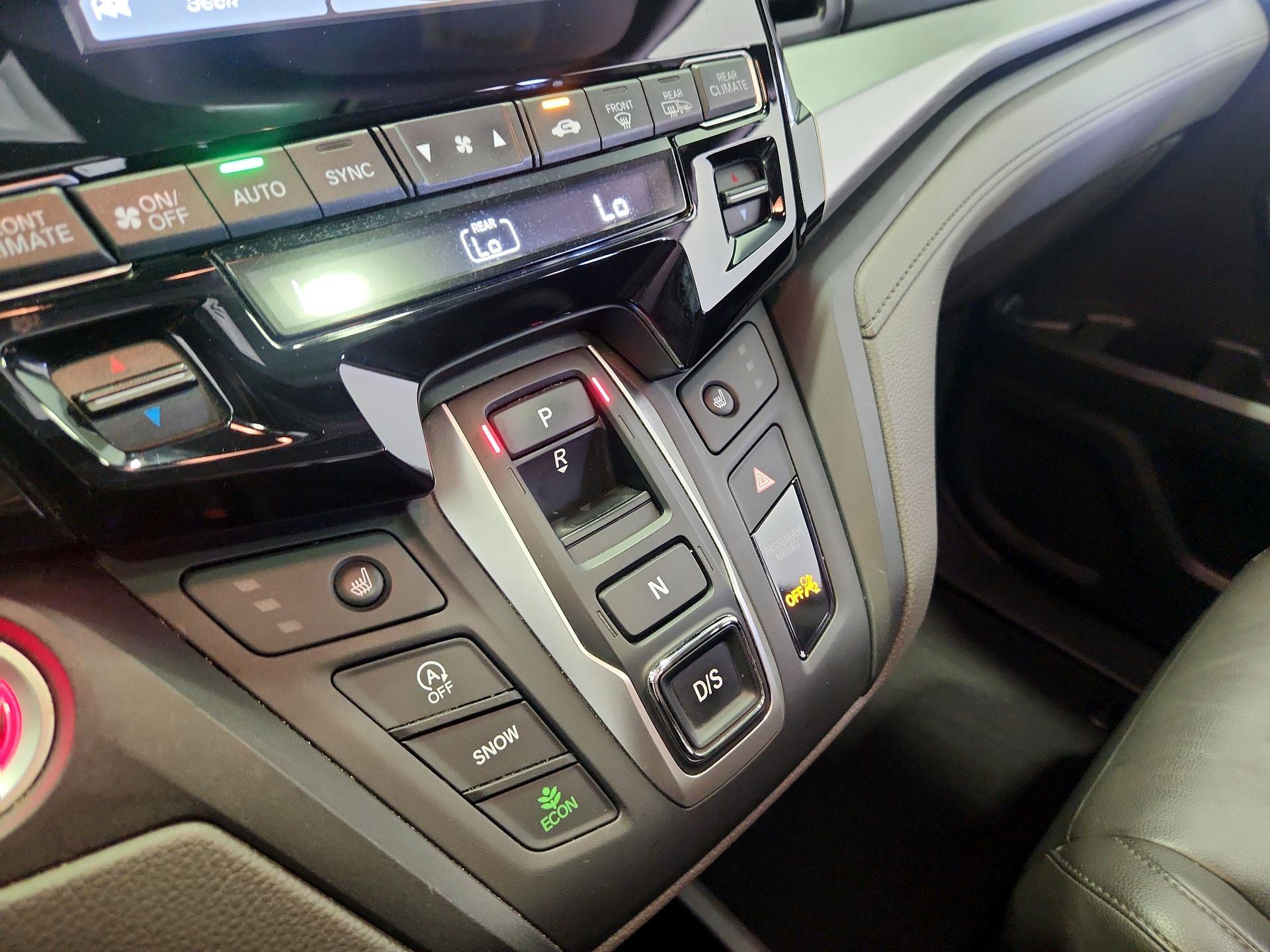 Thumbnail: 2020 Honda Odyssey - 17