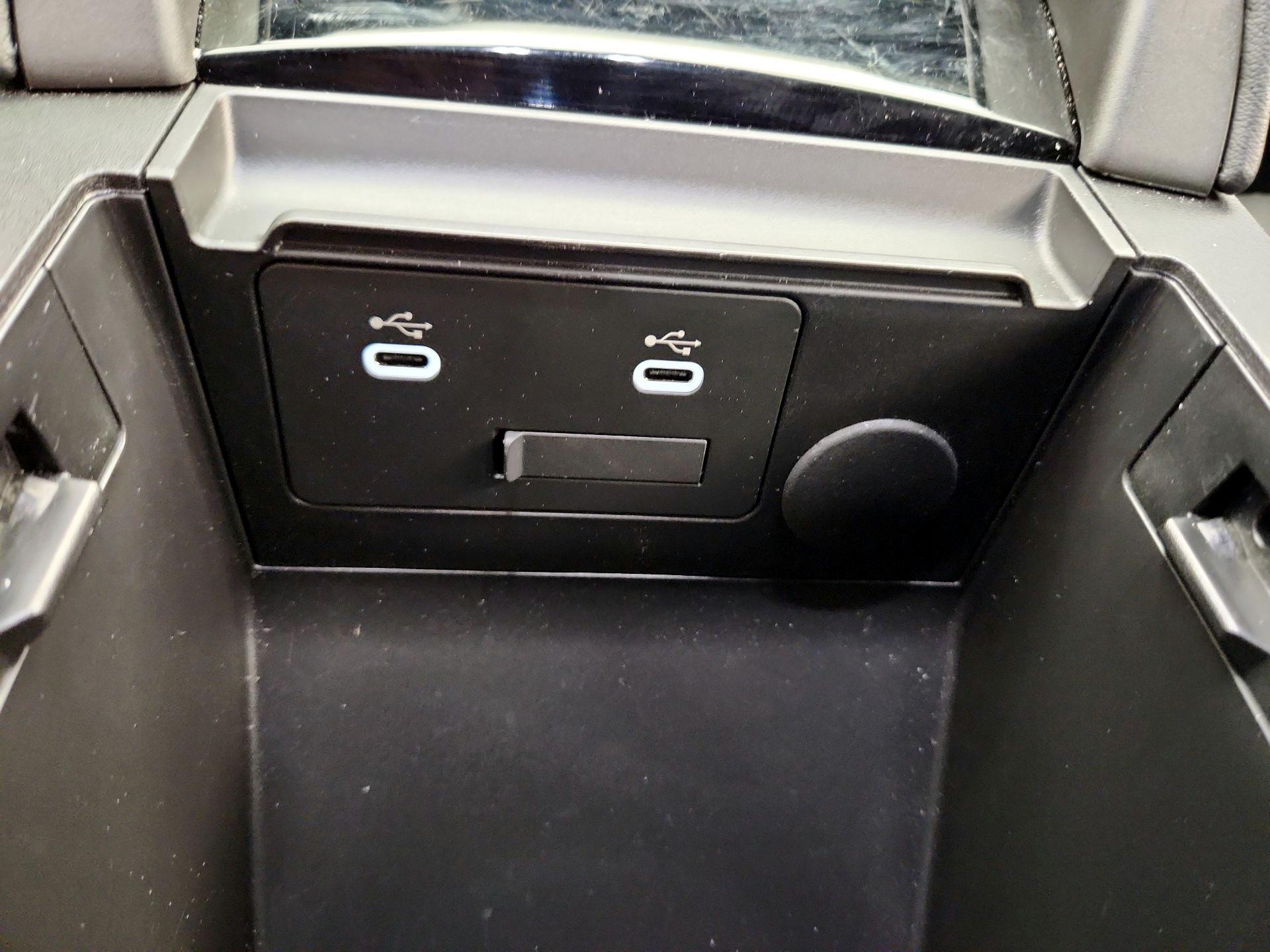 Thumbnail: 2024 Mazda Mazda3 - 18