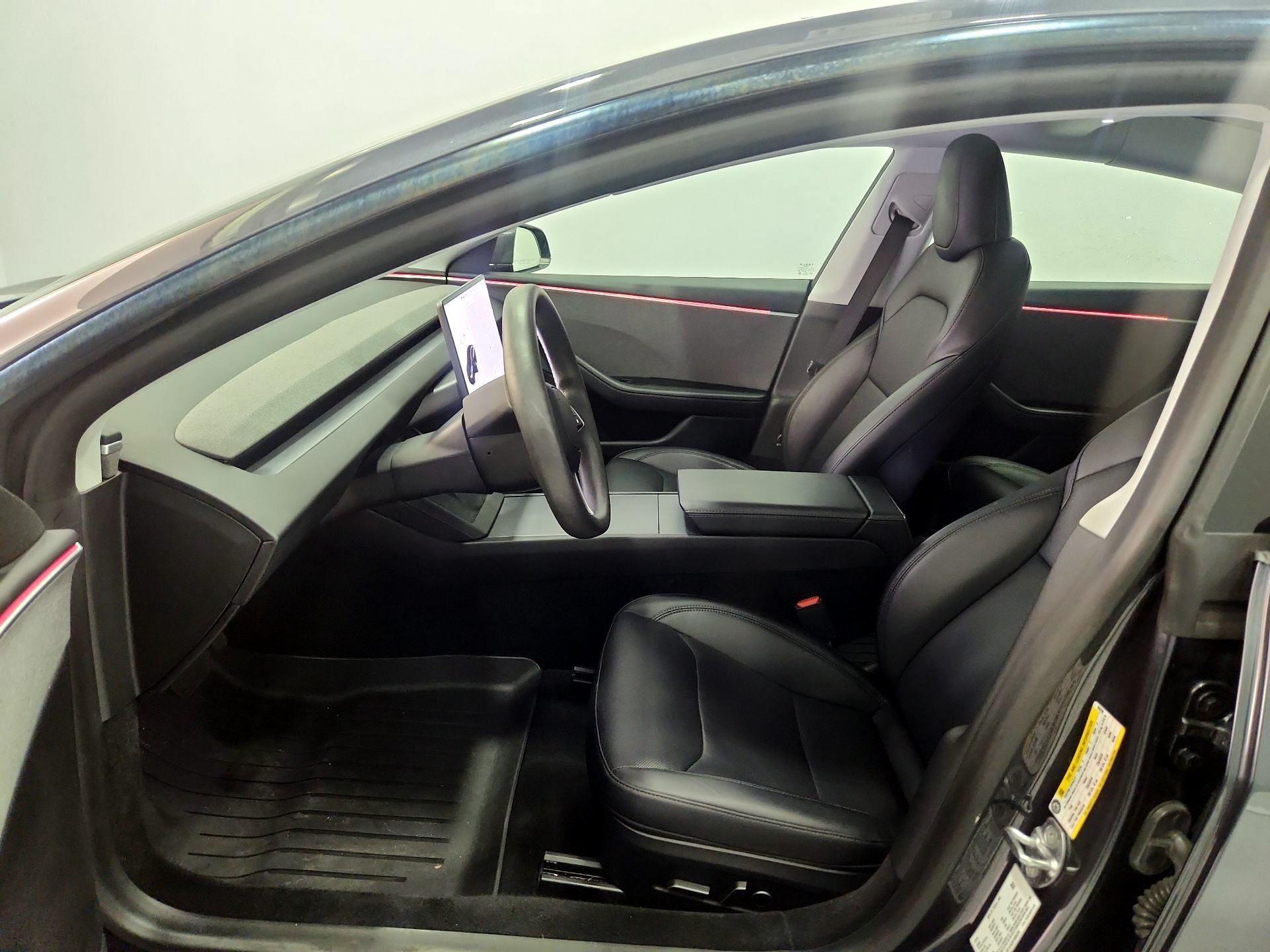 Thumbnail: 2025 Tesla Model 3 - 11