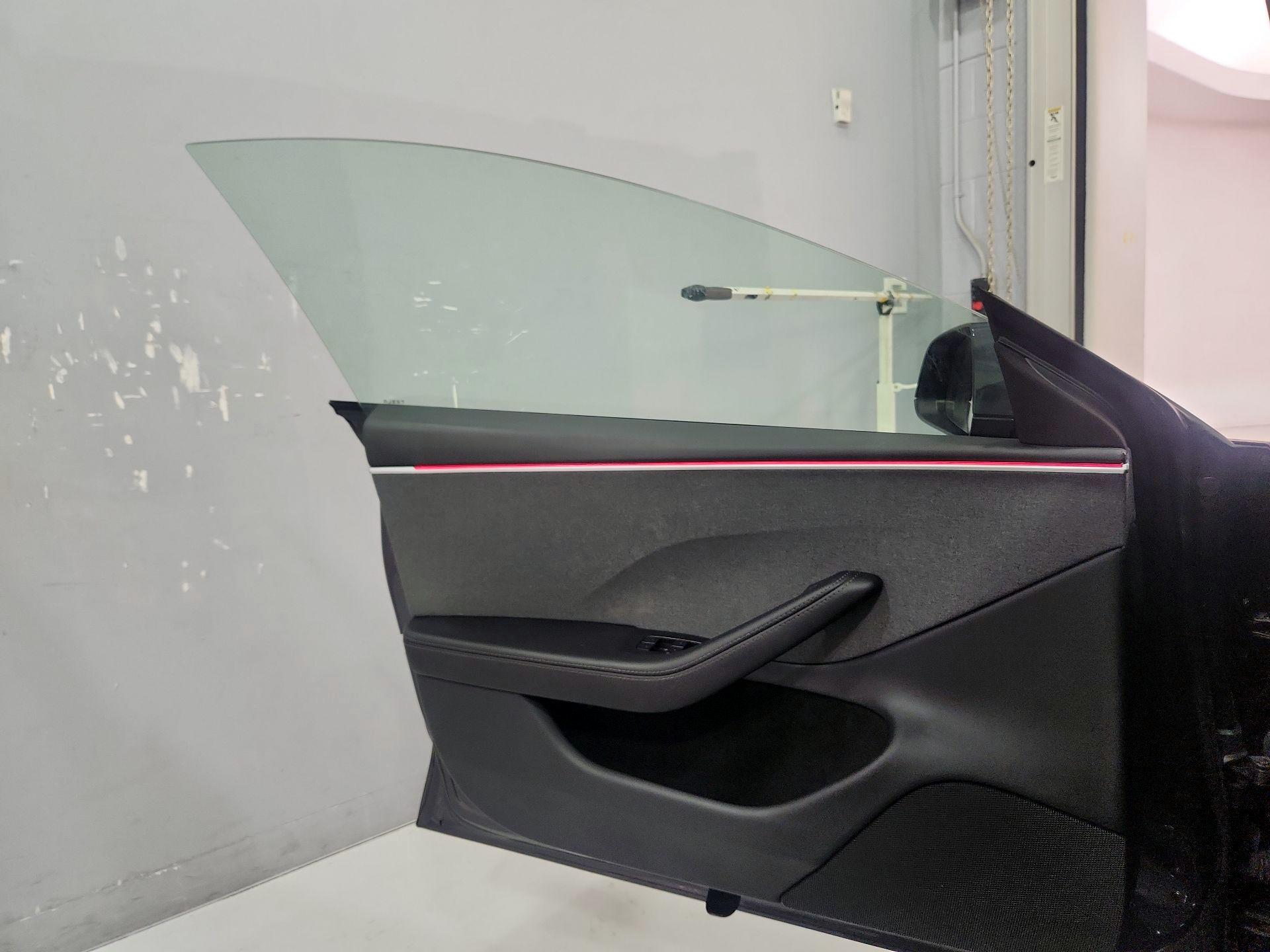 Thumbnail: 2025 Tesla Model 3 - 12