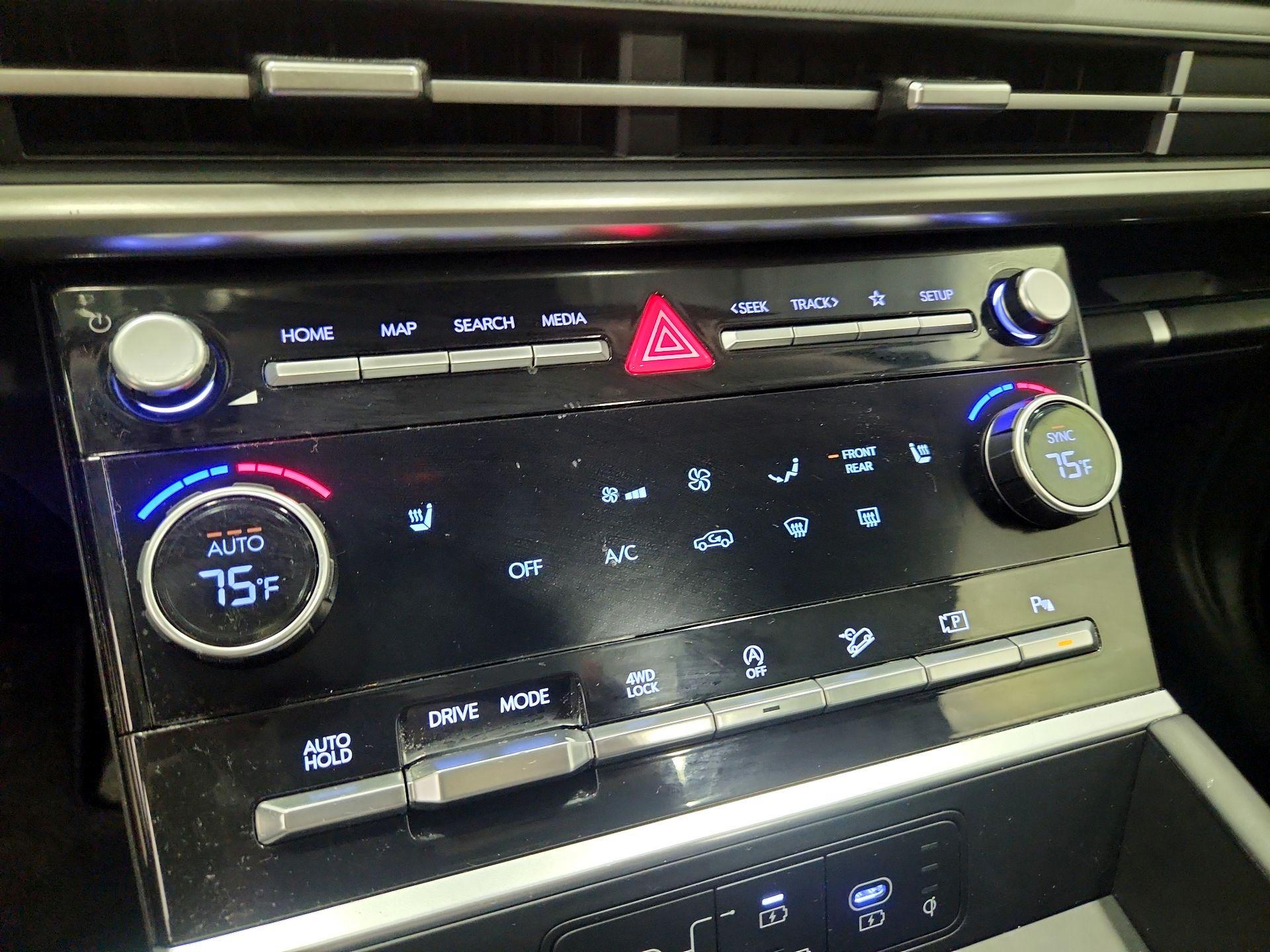 Thumbnail: 2024 Hyundai Santa Fe - 17