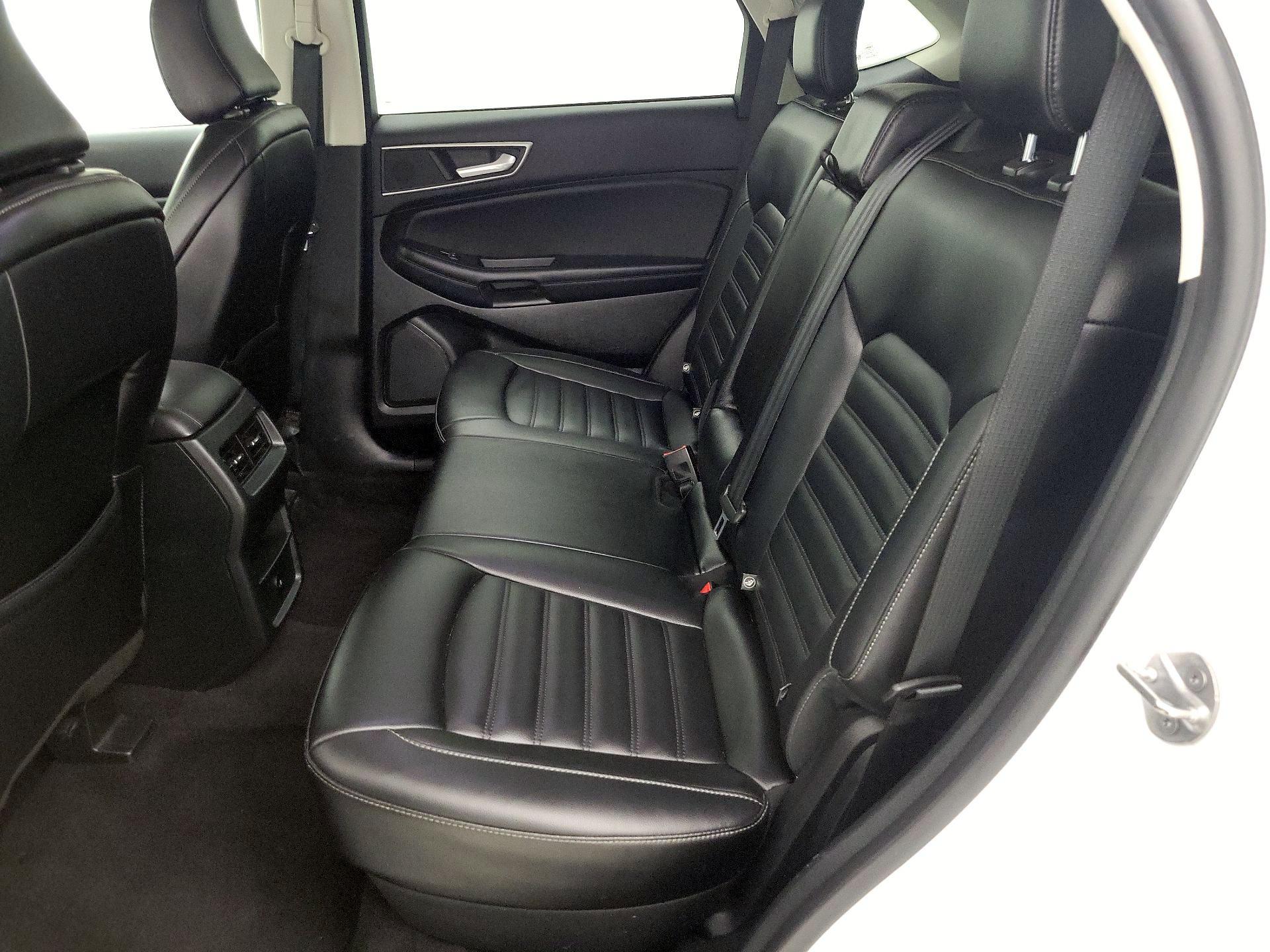 Thumbnail: 2022 Ford Edge - 19