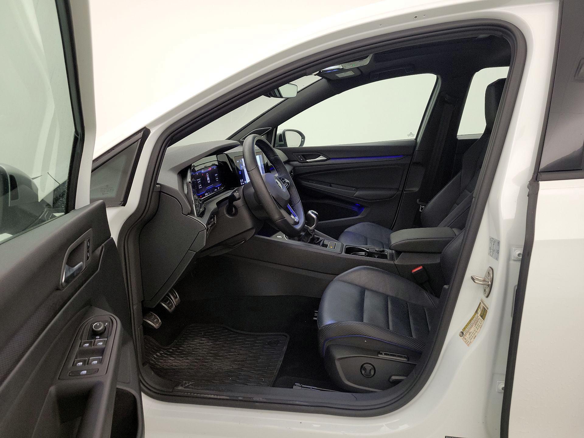 Thumbnail: 2022 Volkswagen Golf - 11