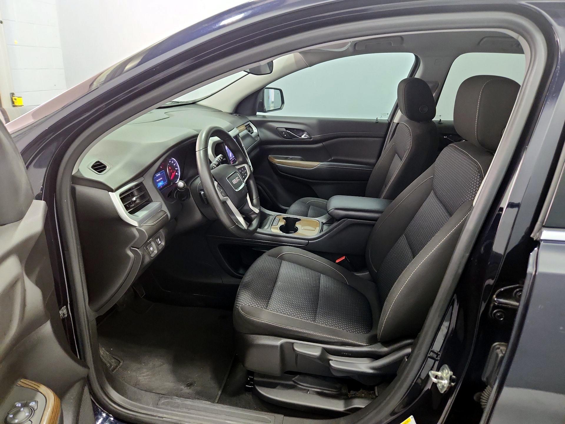 Thumbnail: 2021 GMC Acadia - 11