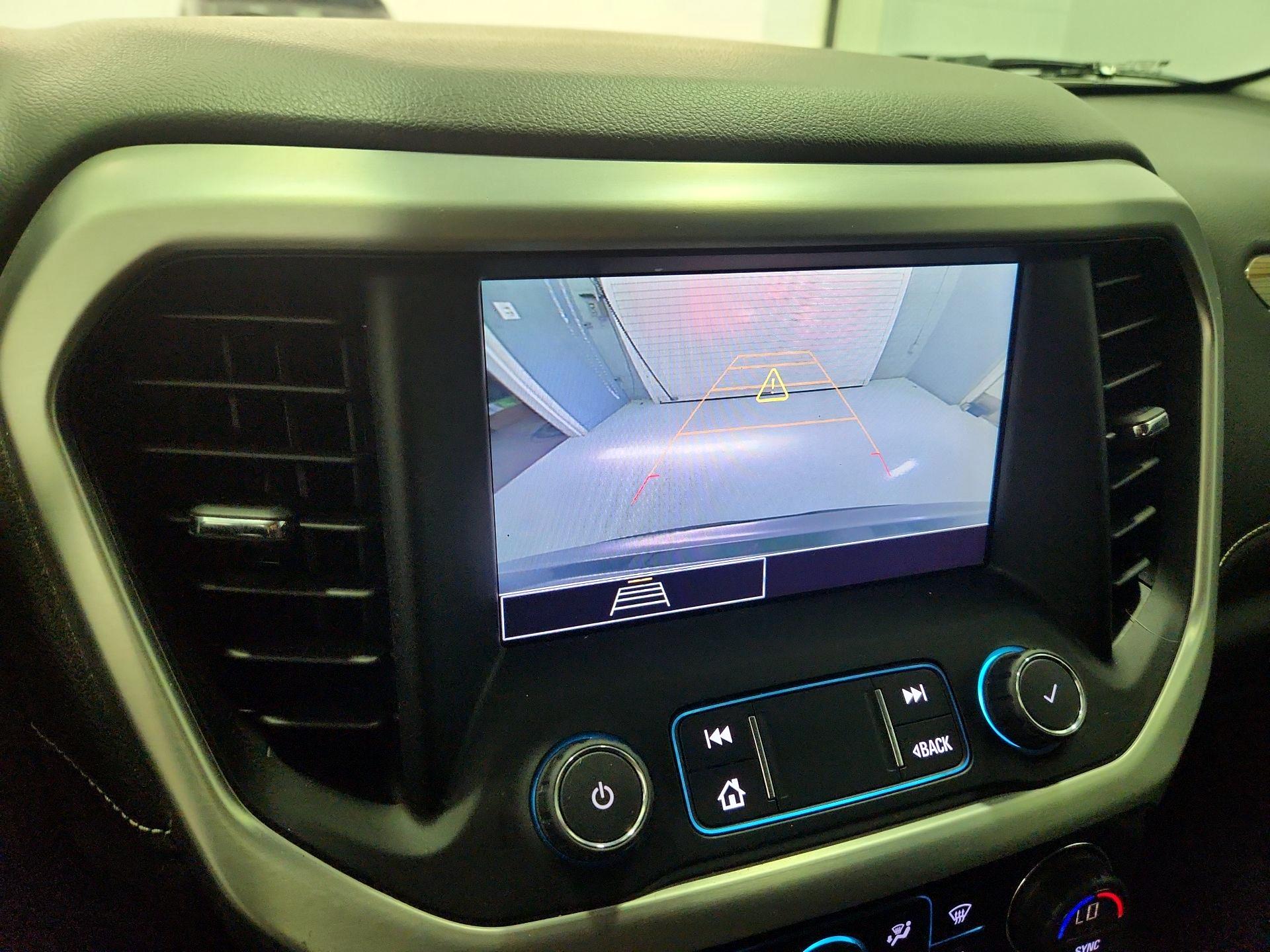 Thumbnail: 2021 GMC Acadia - 14