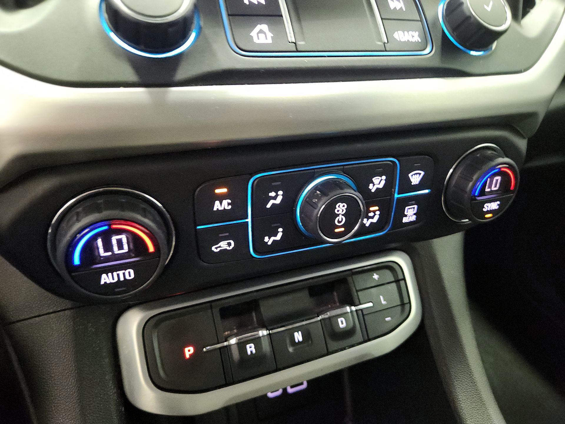 Thumbnail: 2021 GMC Acadia - 16