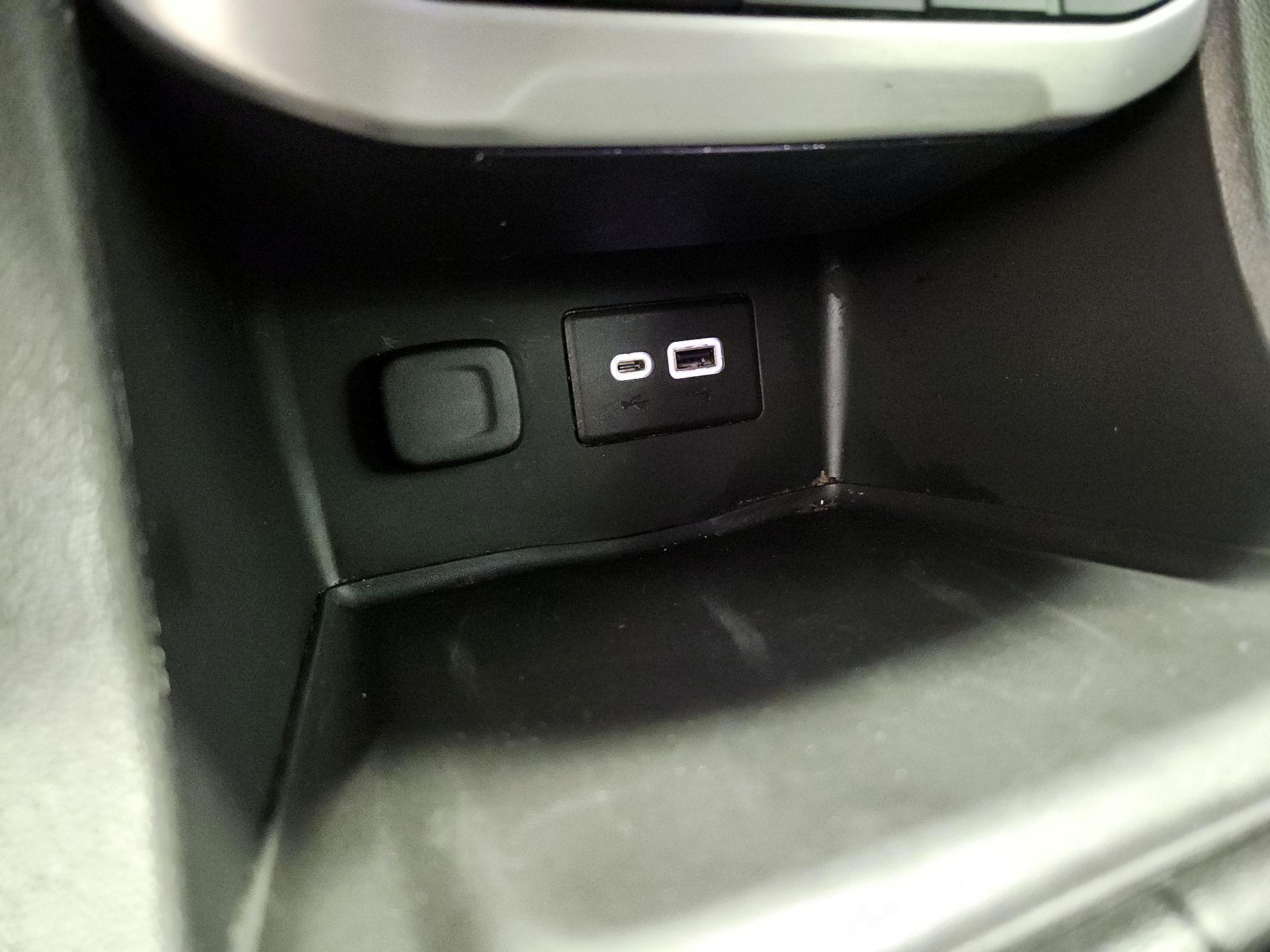 Thumbnail: 2021 GMC Acadia - 18