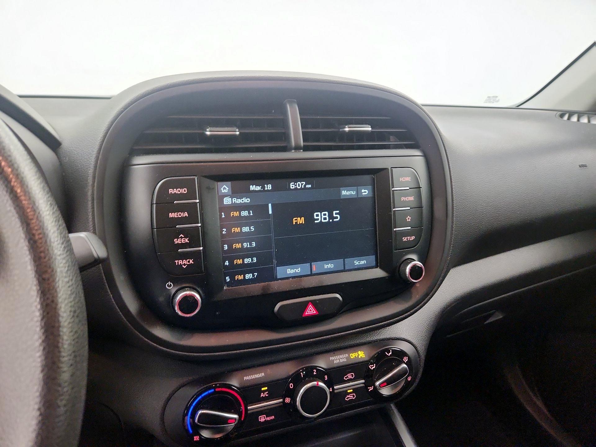 Thumbnail: 2021 Kia Soul - 15