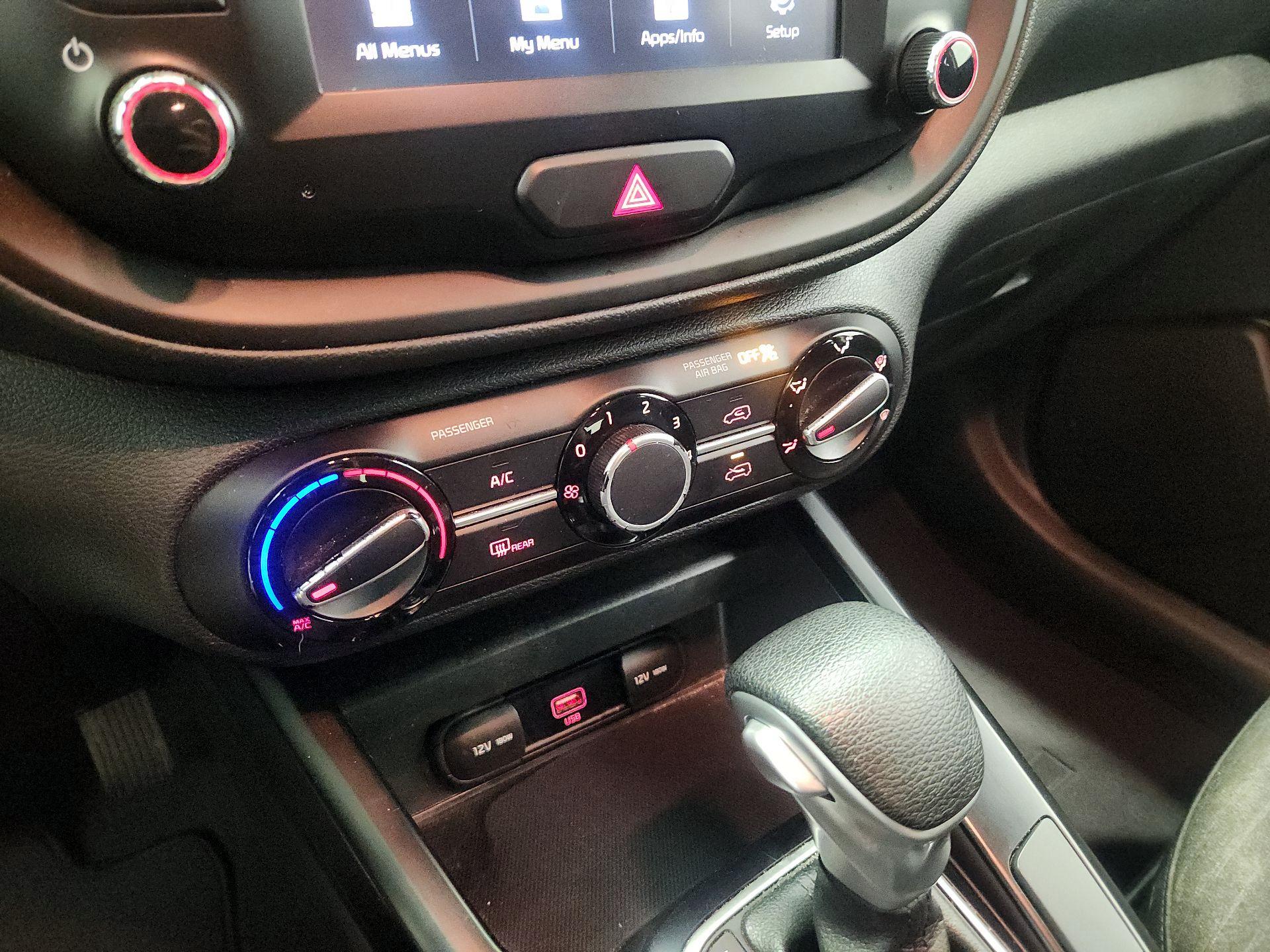 Thumbnail: 2020 Kia Soul - 16