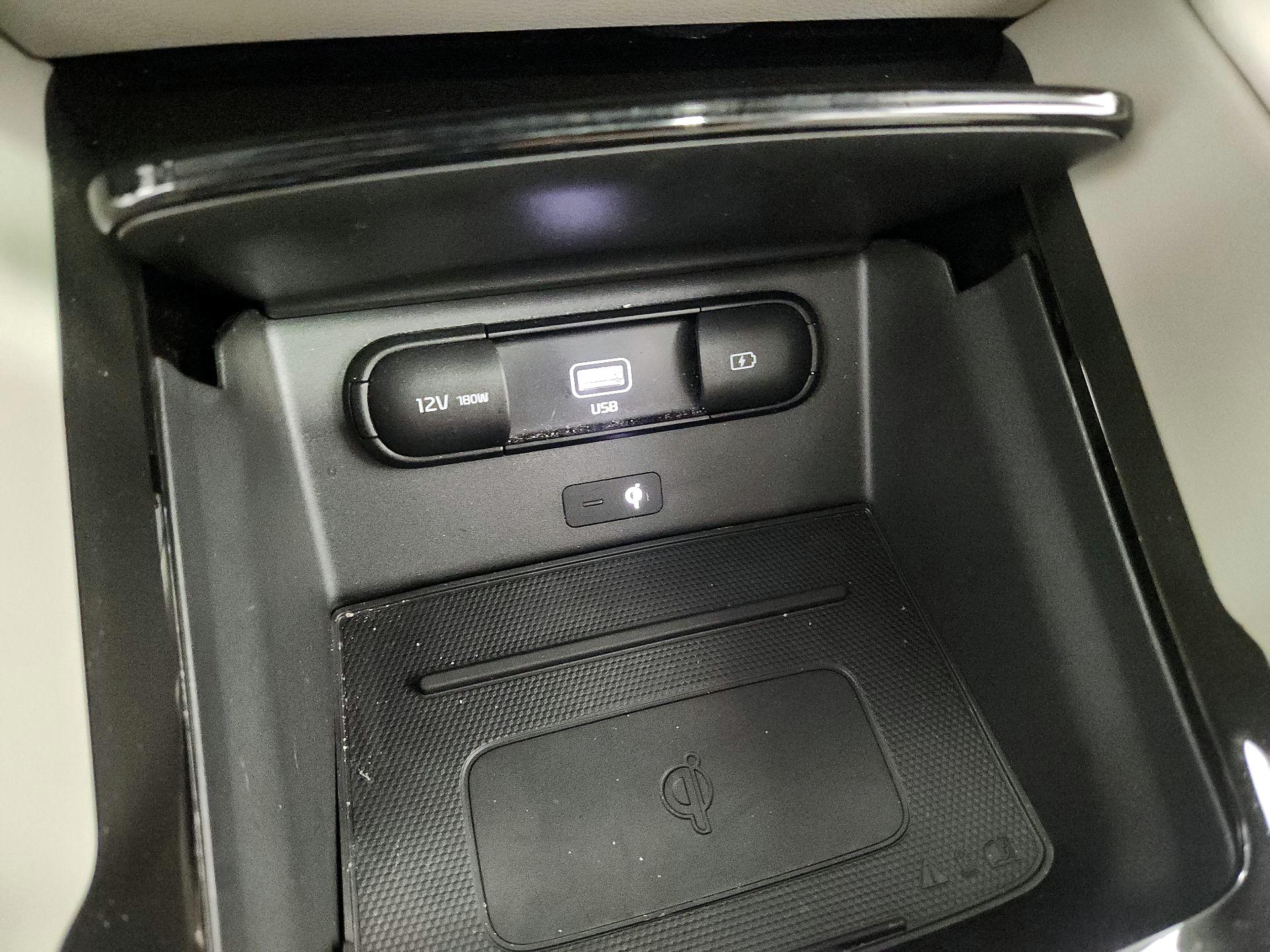 Thumbnail: 2021 Kia Telluride - 19