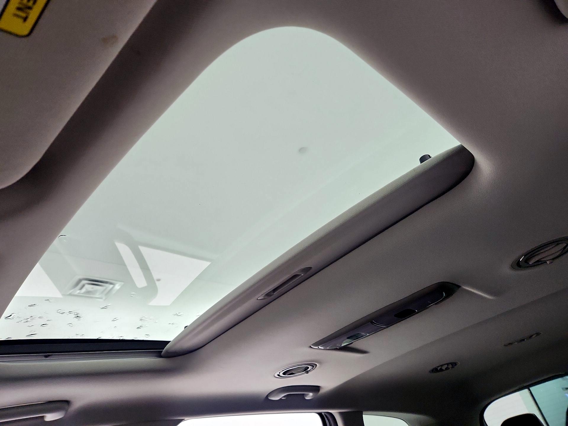 Thumbnail: 2020 Kia Telluride - 19