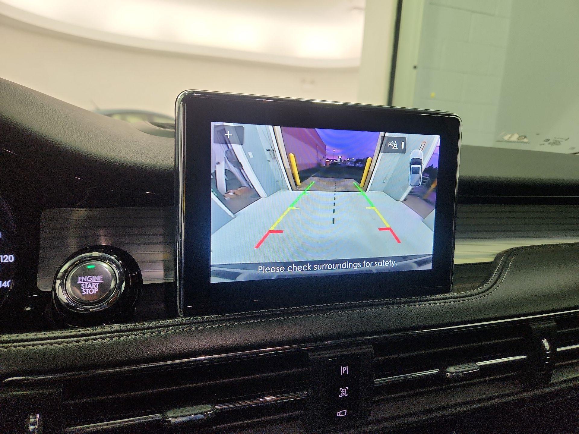 Thumbnail: 2022 Lincoln Corsair - 15