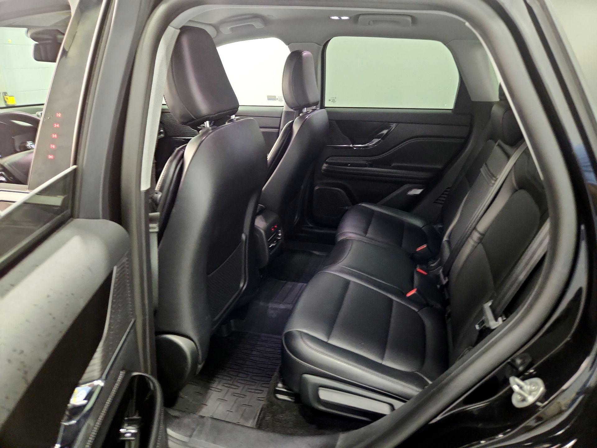 Thumbnail: 2022 Lincoln Corsair - 20