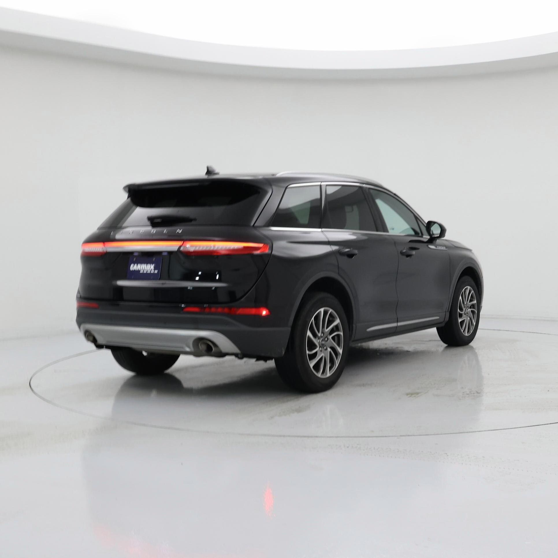 Thumbnail: 2022 Lincoln Corsair - 8