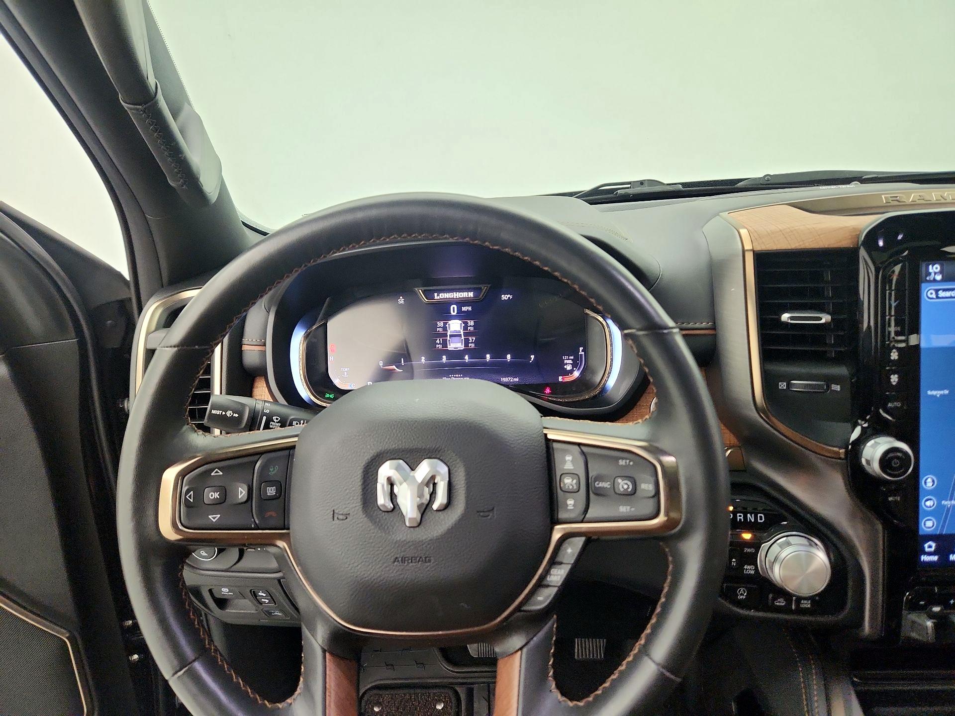 Thumbnail: 2024 RAM 1500 - 10