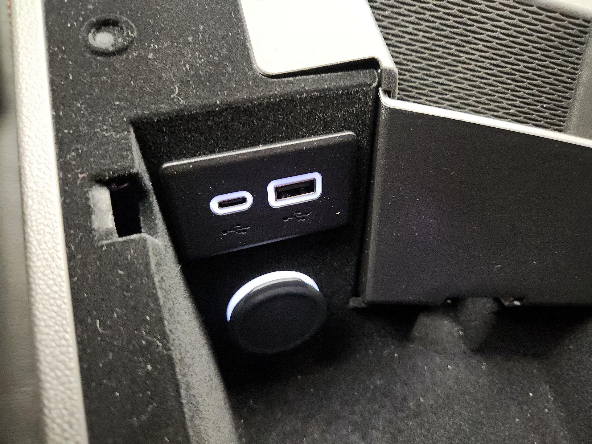 Thumbnail: 2025 Cadillac CT5 - 19